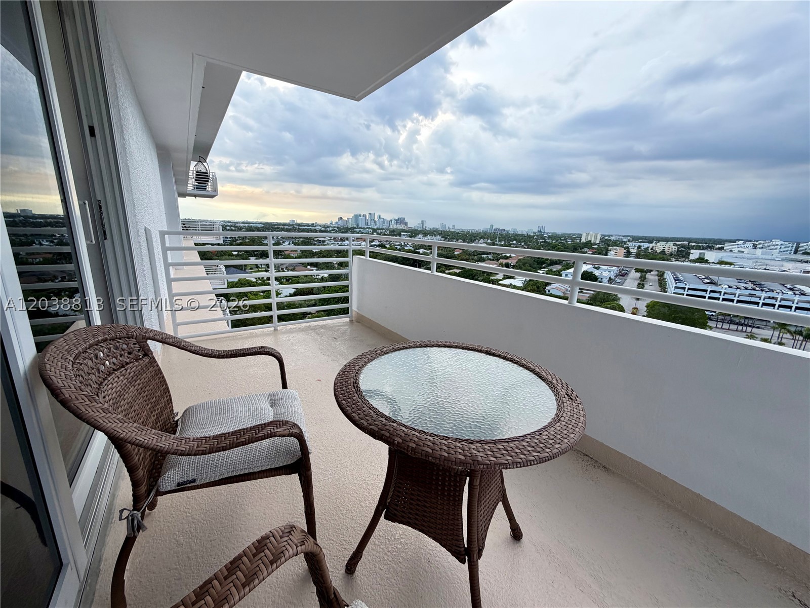 888 Intracoastal Dr #15E, Fort Lauderdale FL 33304
