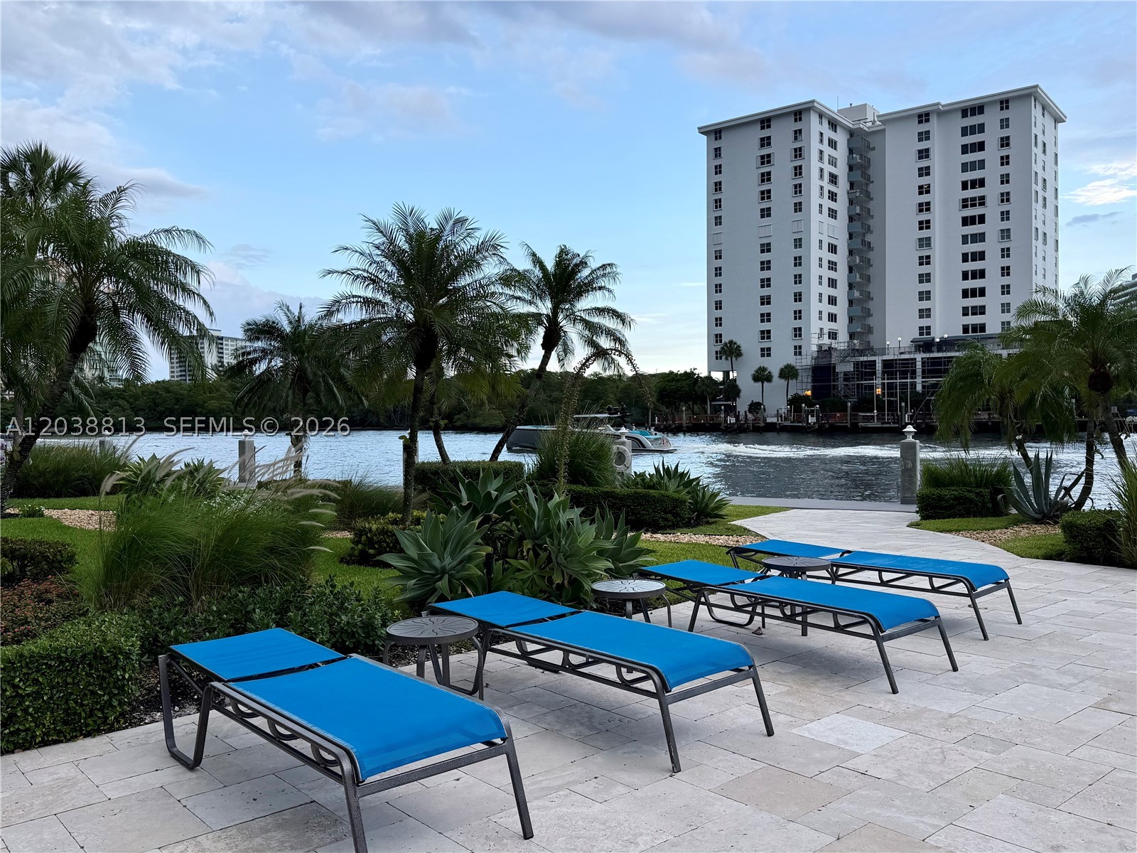 888 Intracoastal Dr #15E, Fort Lauderdale FL 33304