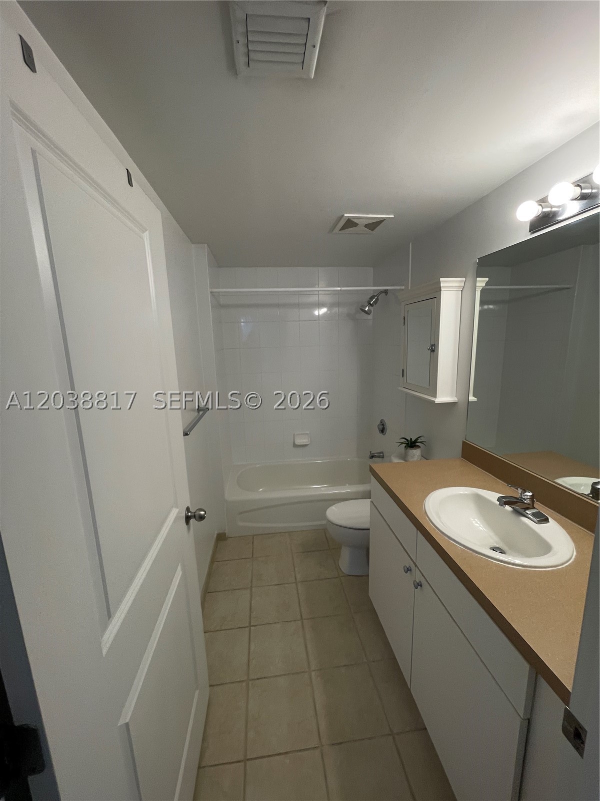 1250 S Miami Ave #1410, Miami FL 33130