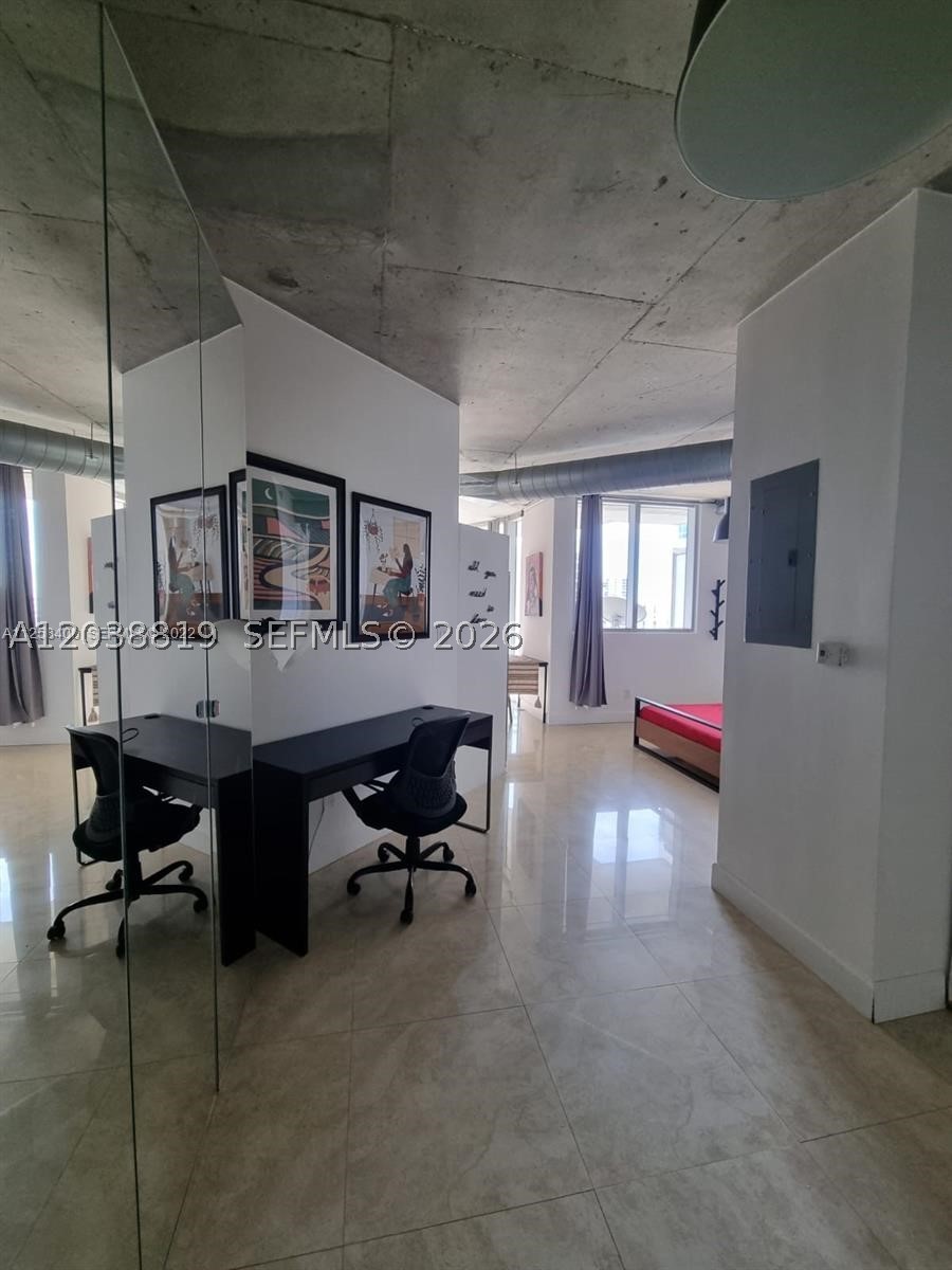 690 SW 1st Ct #1827, Miami FL 33130
