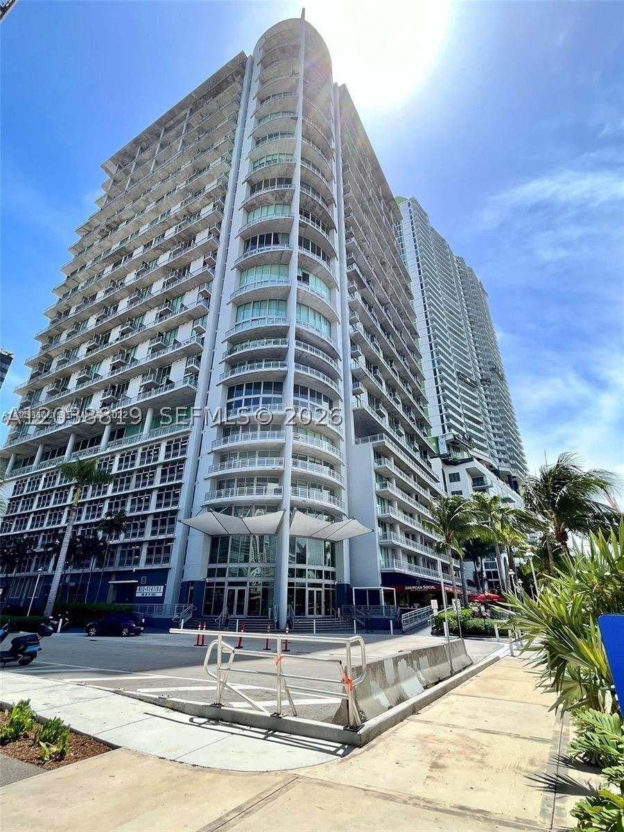 690 SW 1st Ct #1827, Miami FL 33130