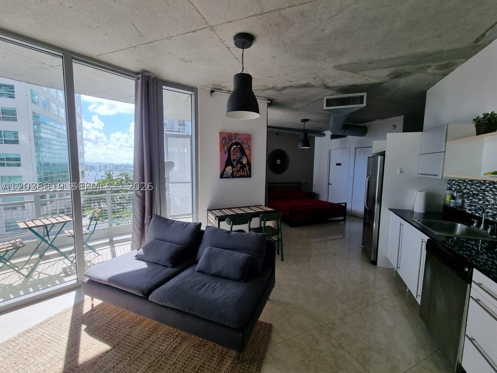 690 SW 1st Ct #1827, Miami FL 33130