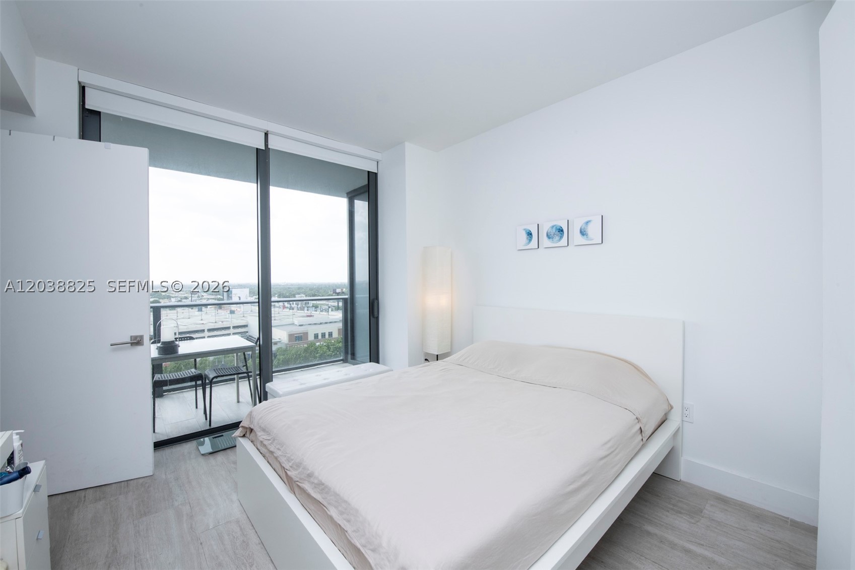 121 NE 34th St #1111, Miami FL 33137