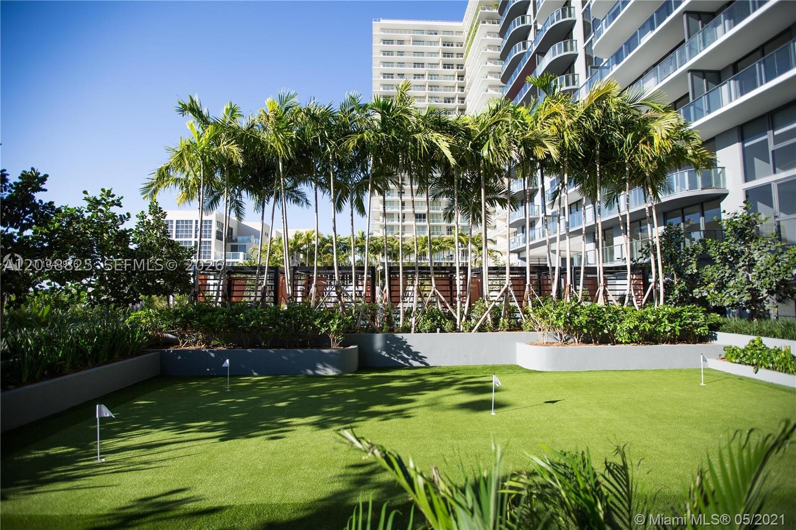 121 NE 34th St #1111, Miami FL 33137