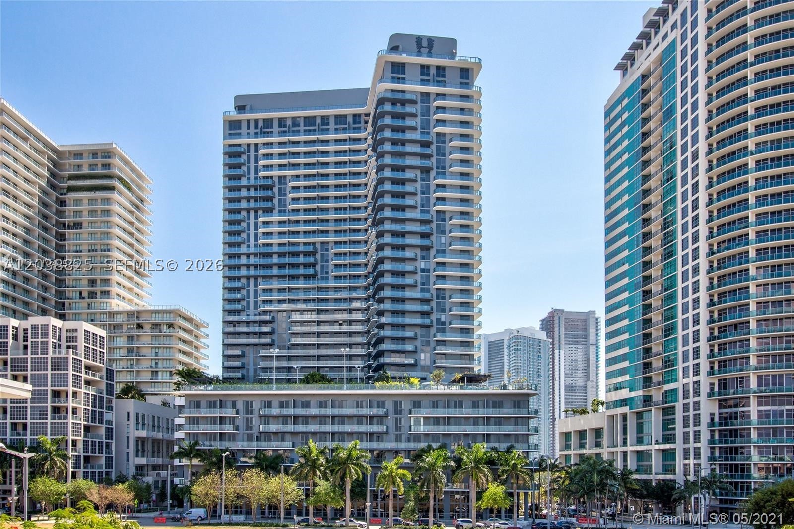 121 NE 34th St #1111, Miami FL 33137