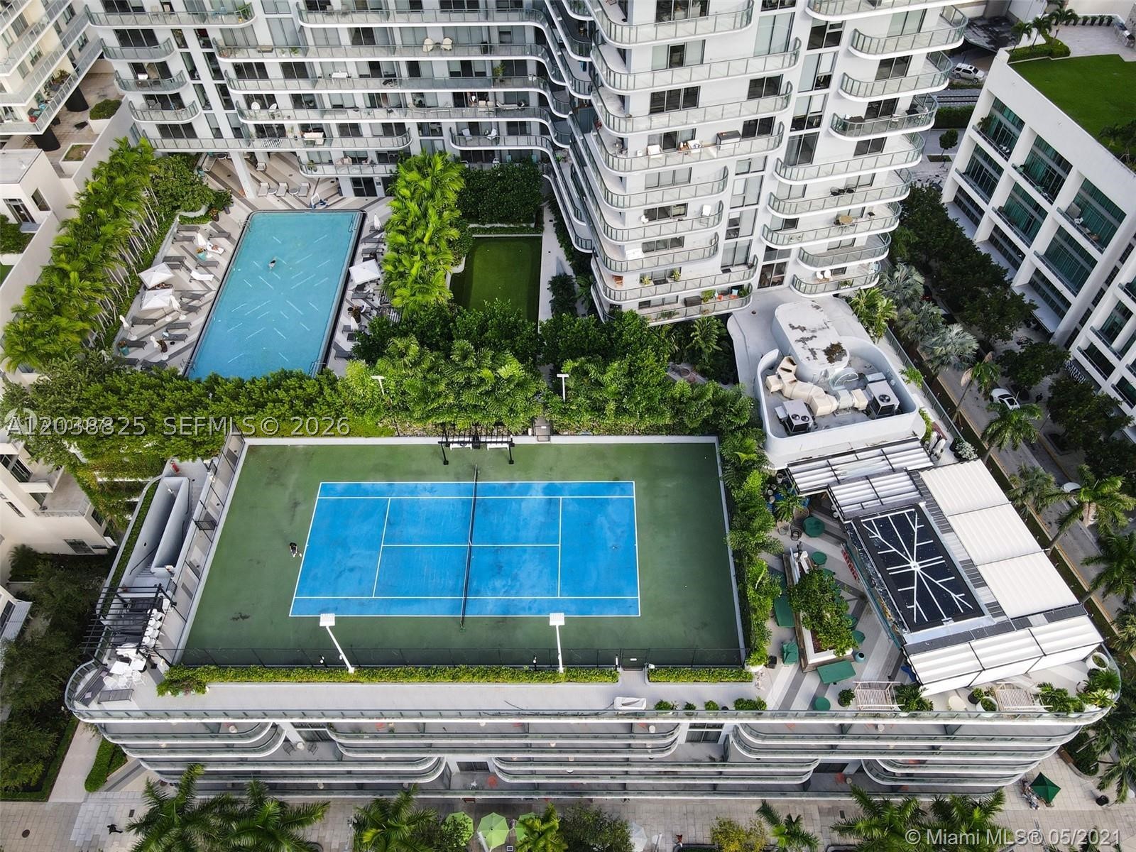 121 NE 34th St #1111, Miami FL 33137