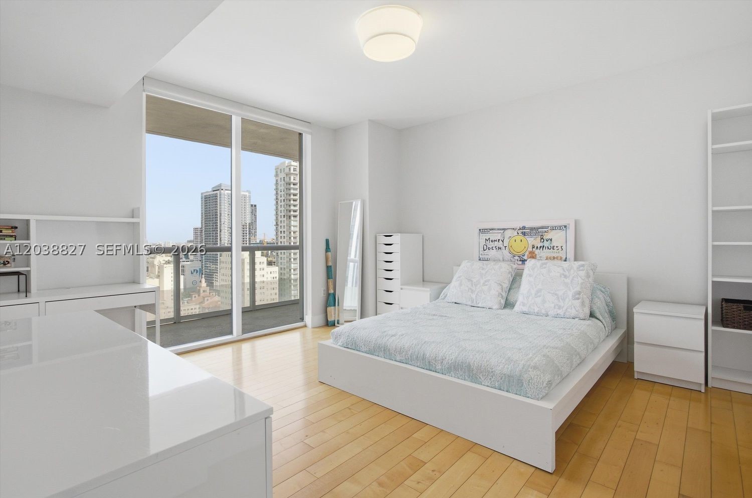 50 Biscayne Blvd #2510, Miami FL 33132