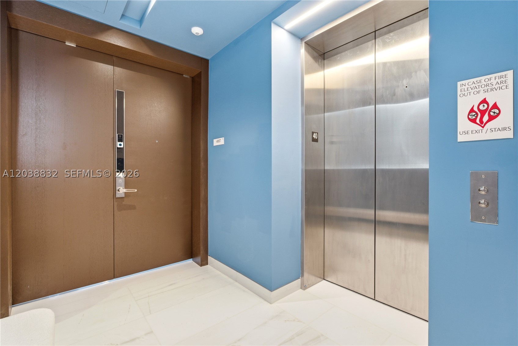 300 Biscayne Boulevard Way #4007W, Miami FL 33131