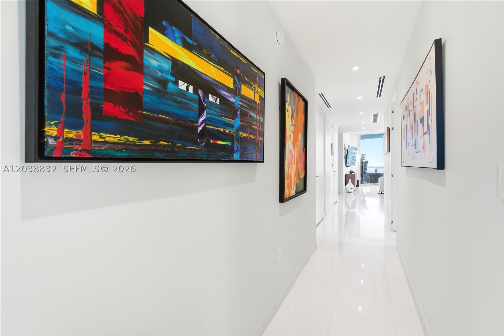 300 Biscayne Boulevard Way #4007W, Miami FL 33131