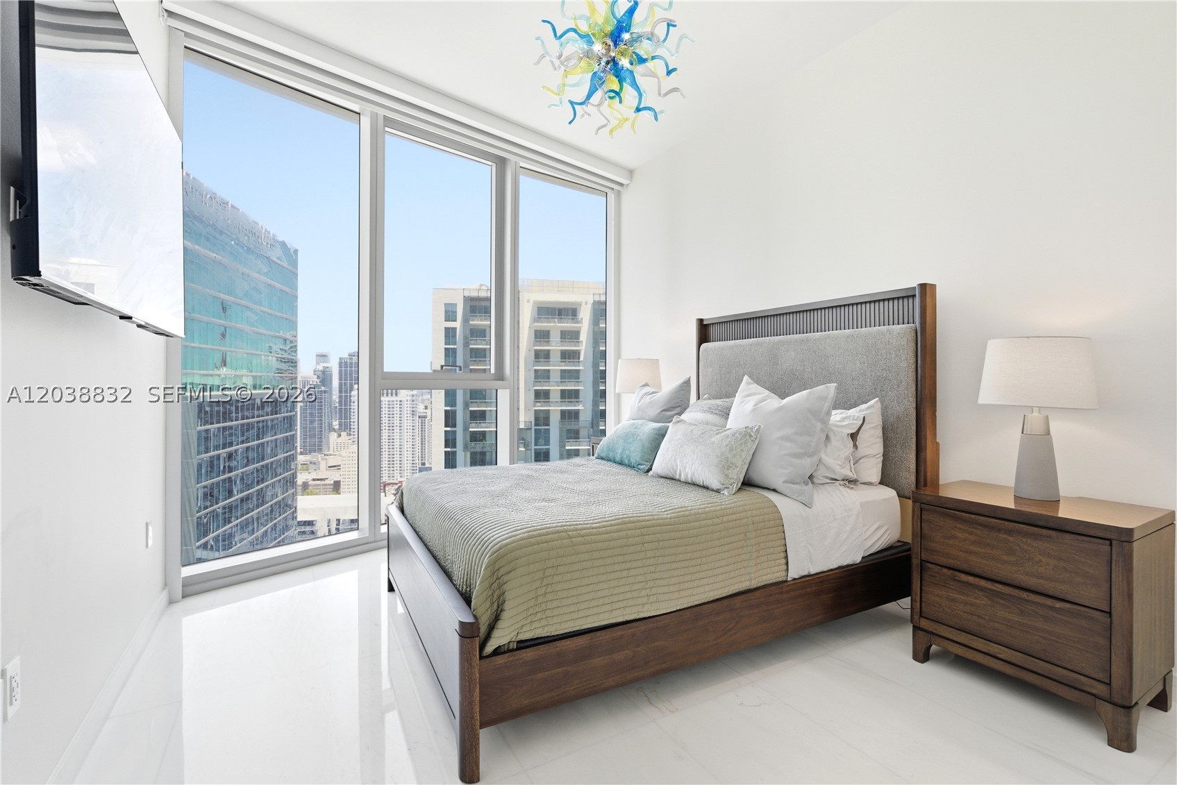 300 Biscayne Boulevard Way #4007W, Miami FL 33131