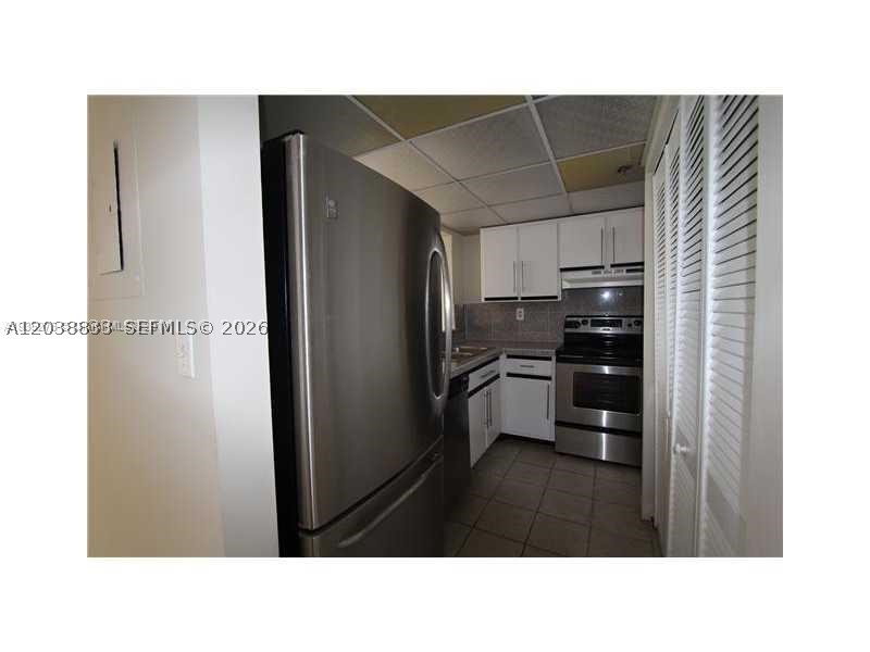 540 Brickell Key Dr #918, Miami FL 33131