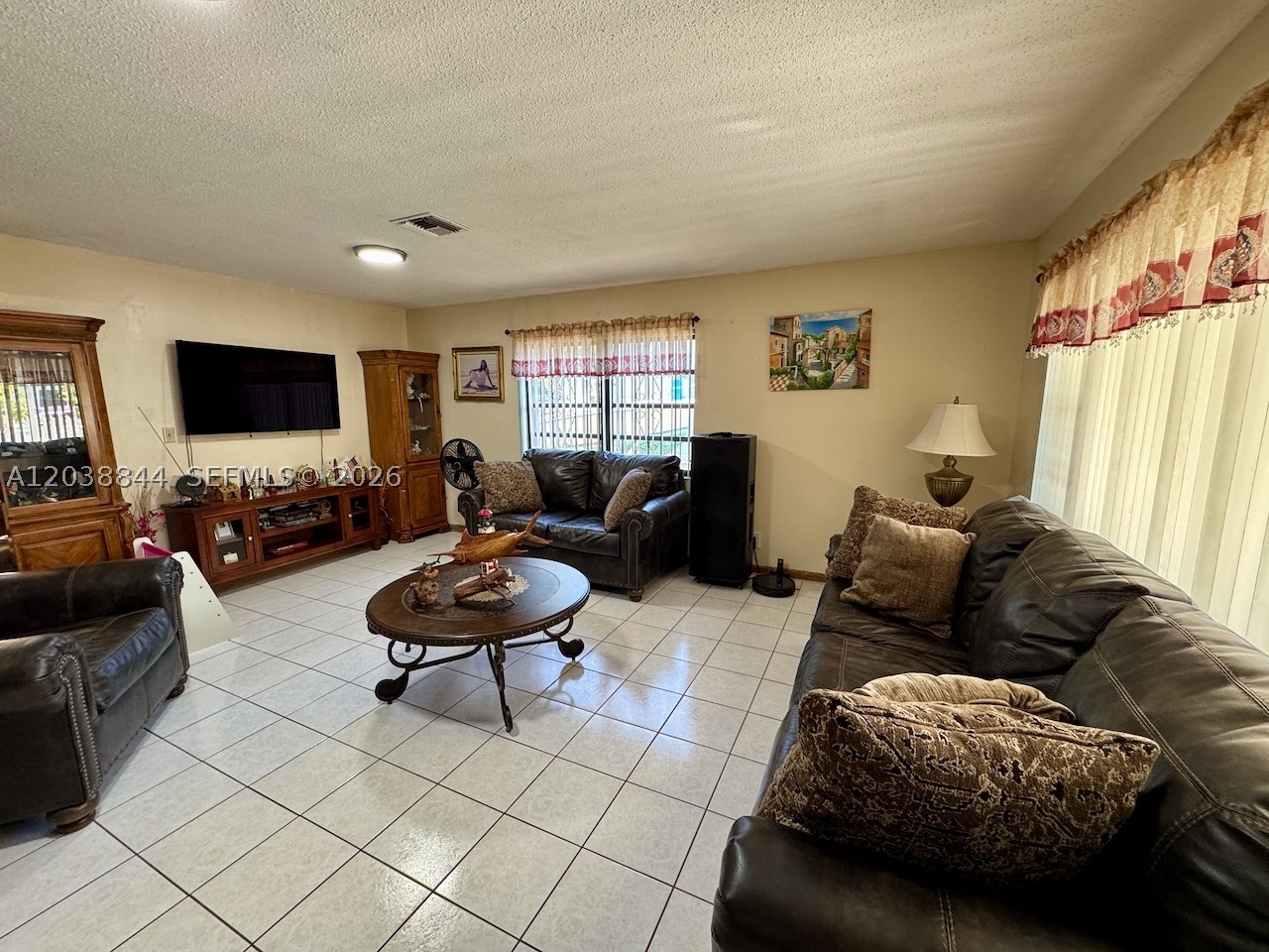 15940 NW 37th Pl, Miami Gardens FL 33054