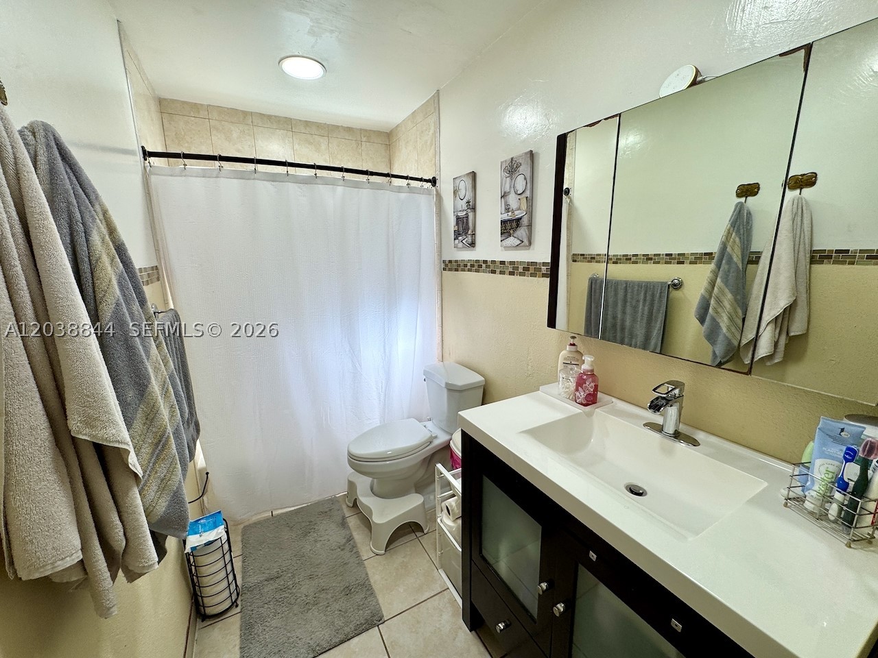 15940 NW 37th Pl, Miami Gardens FL 33054