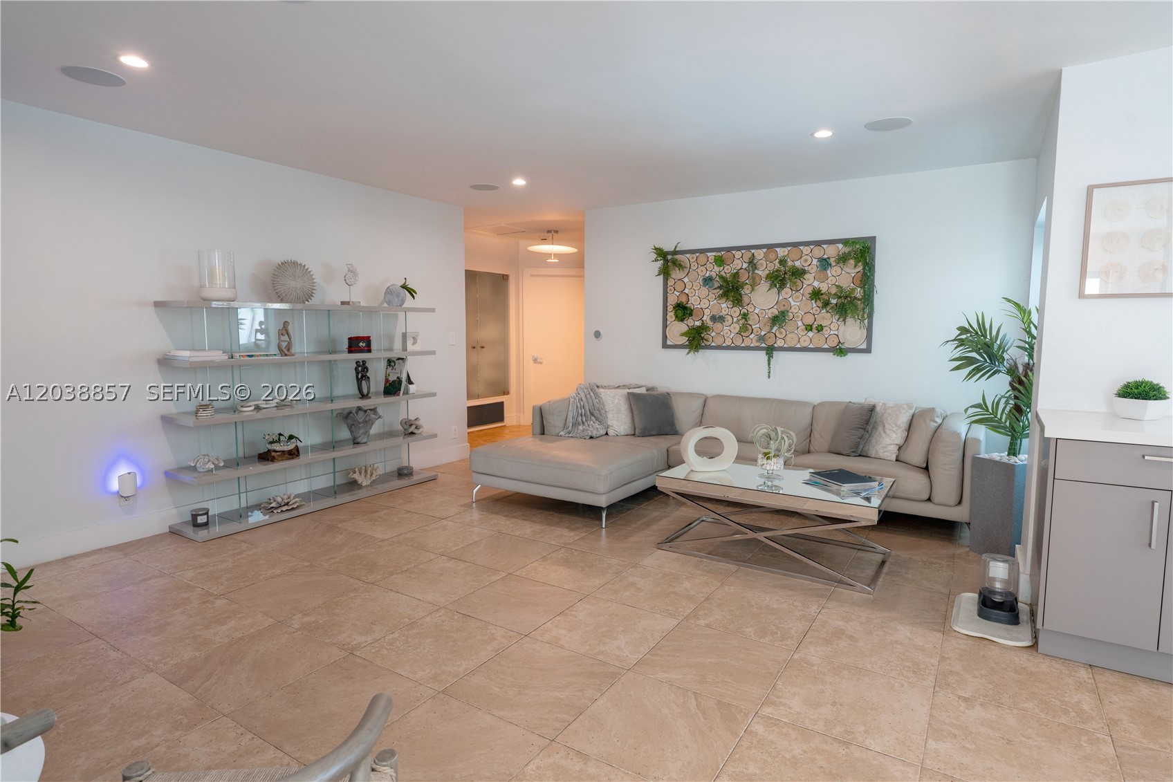 2711 NE 57th Ct, Fort Lauderdale FL 33308