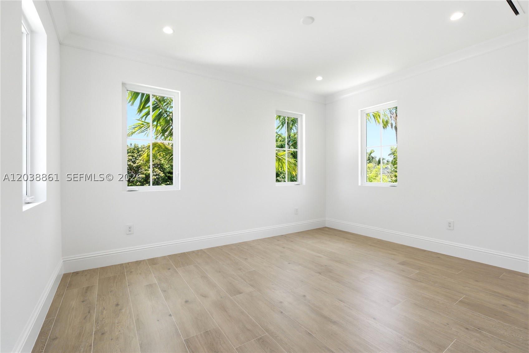 6751 SW 76th Ter, South Miami FL 33143