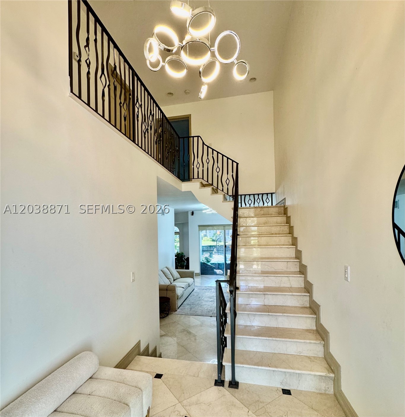 3016 NE 210th St, Aventura FL 33180