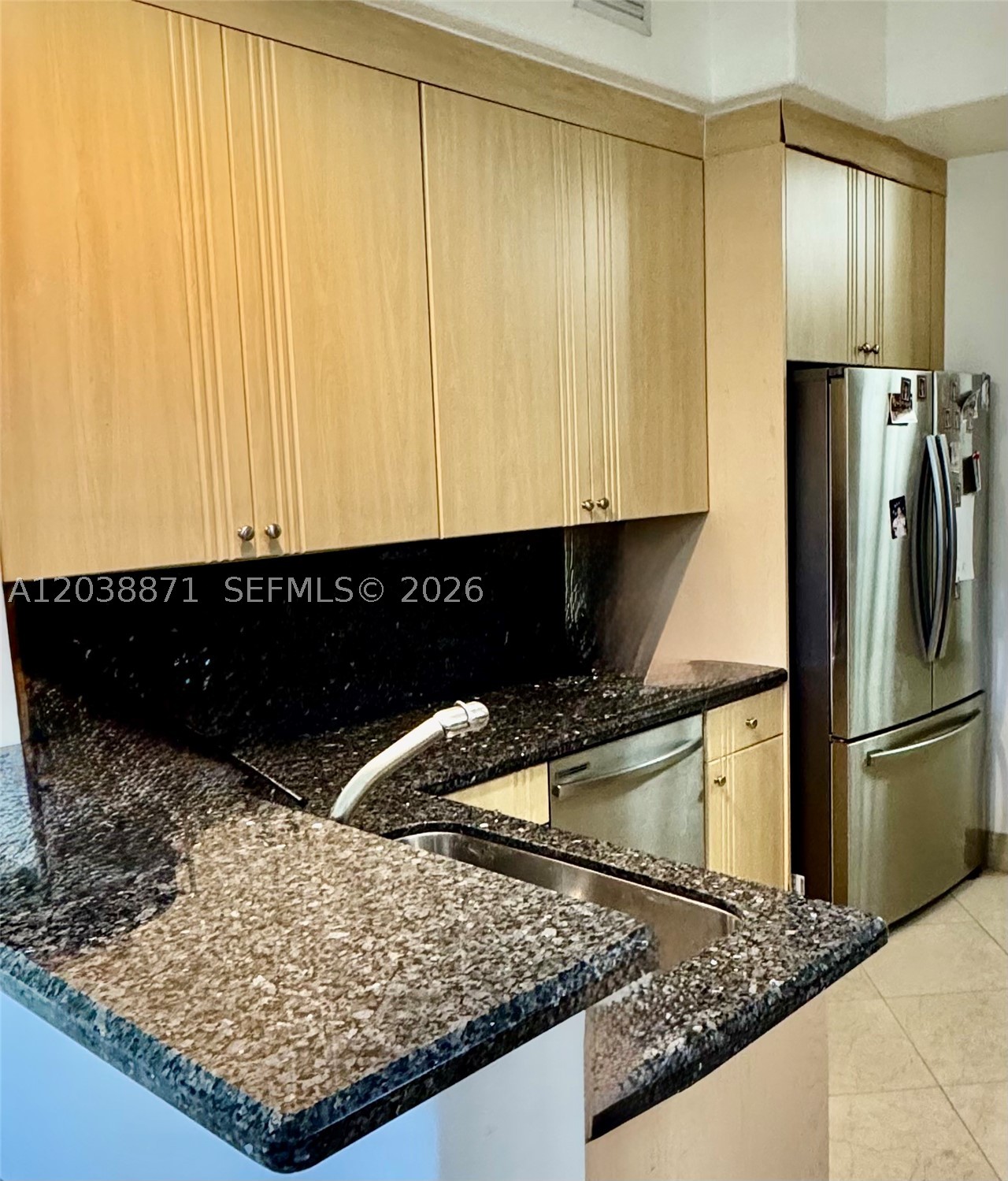 3016 NE 210th St, Aventura FL 33180