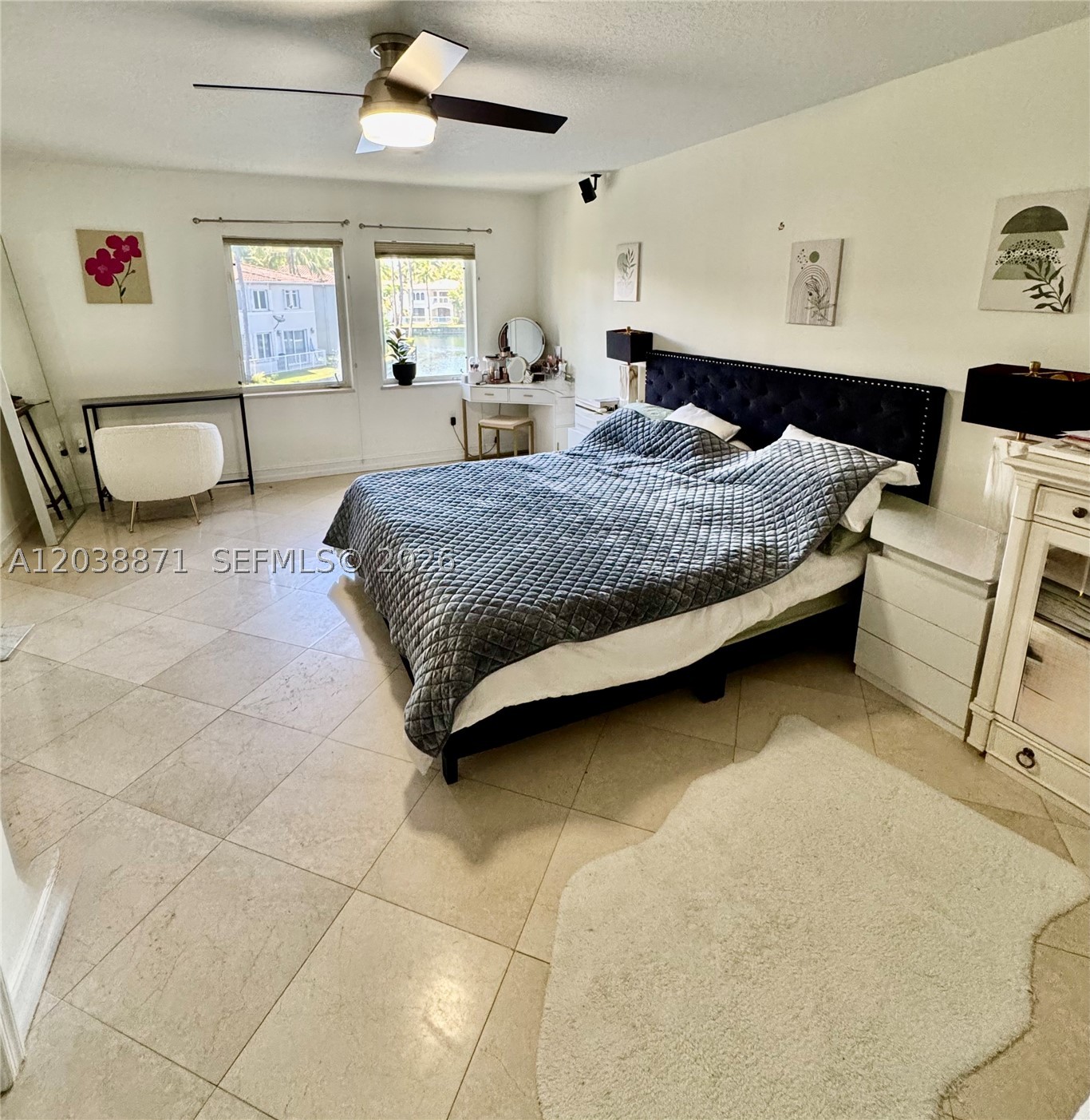 3016 NE 210th St, Aventura FL 33180