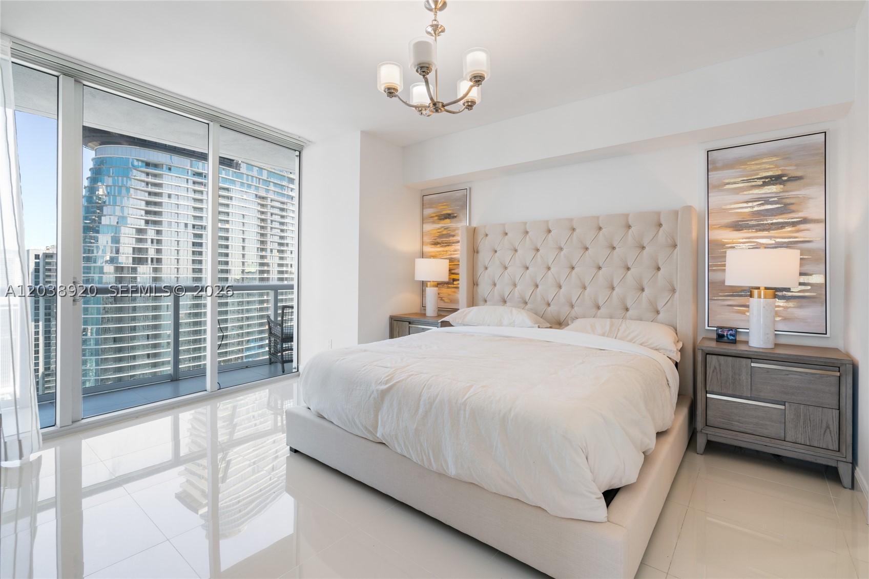 475 Brickell Ave #4315, Miami FL 33131