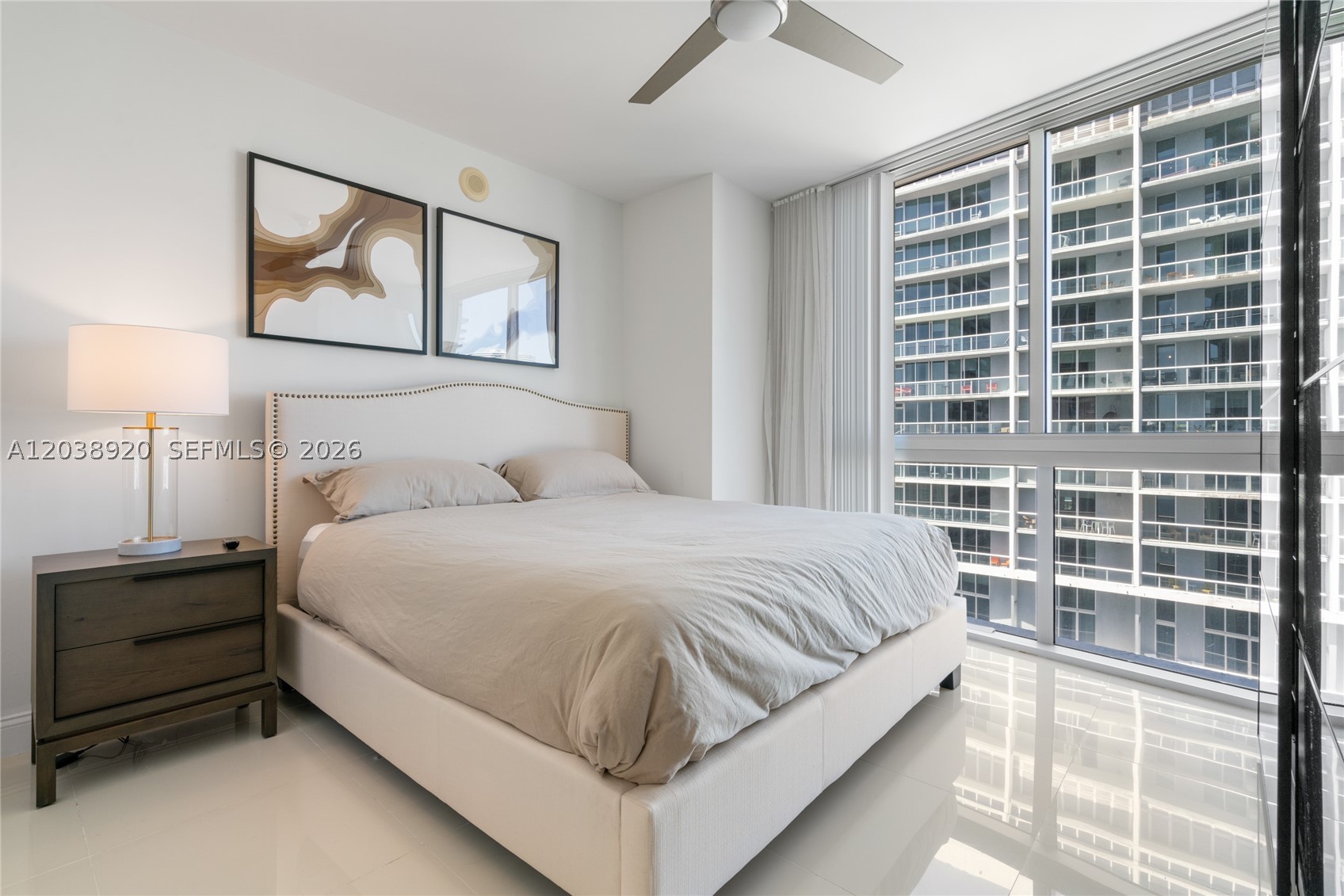 475 Brickell Ave #4315, Miami FL 33131