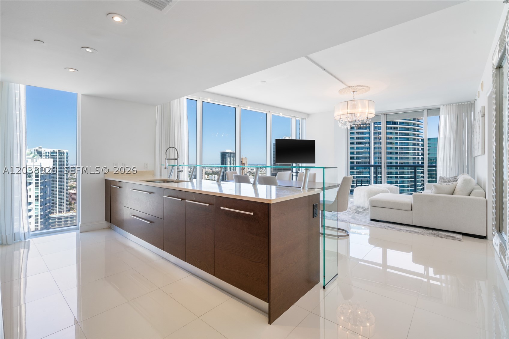 475 Brickell Ave #4315, Miami FL 33131