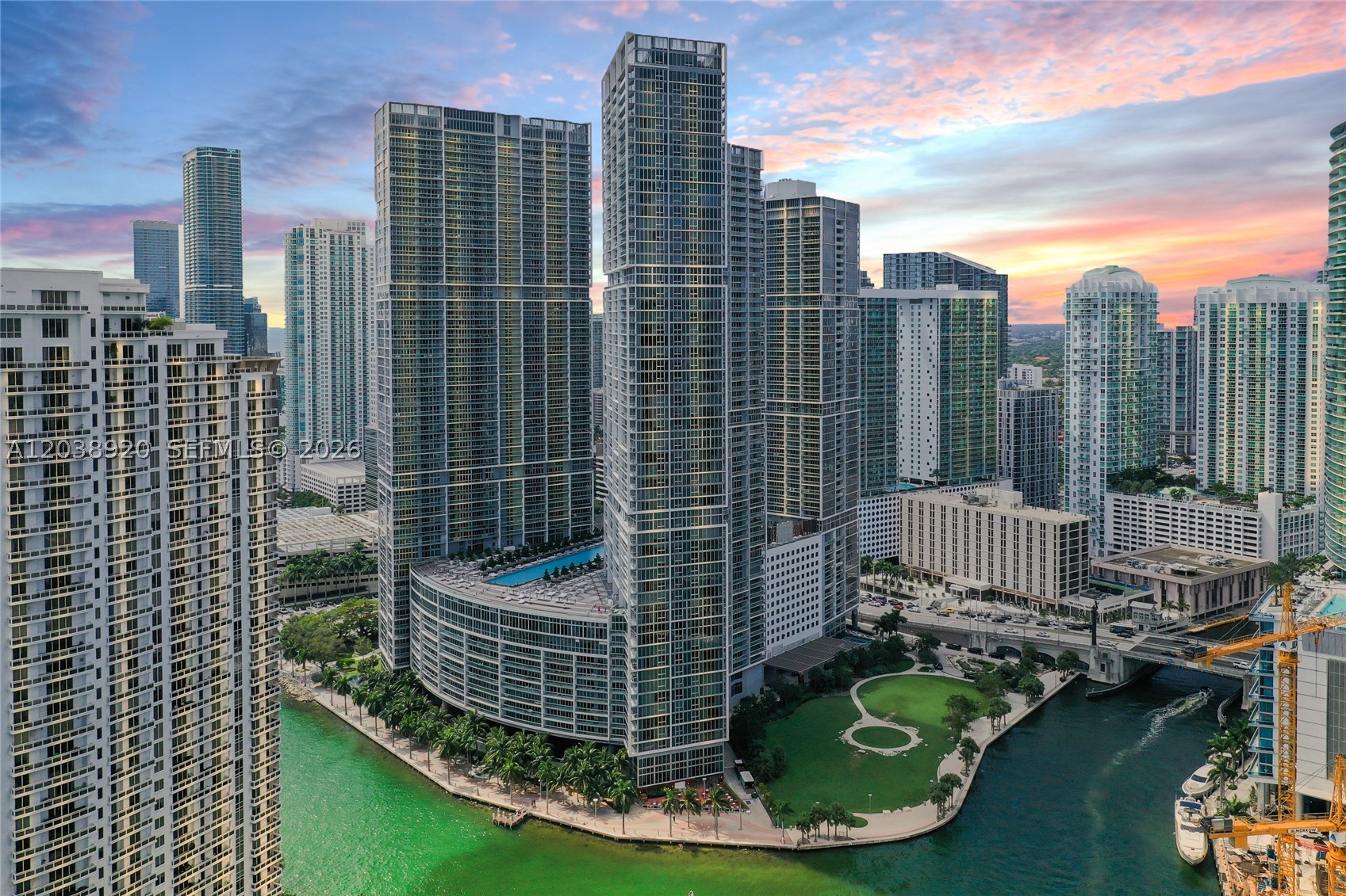 475 Brickell Ave #4315, Miami FL 33131
