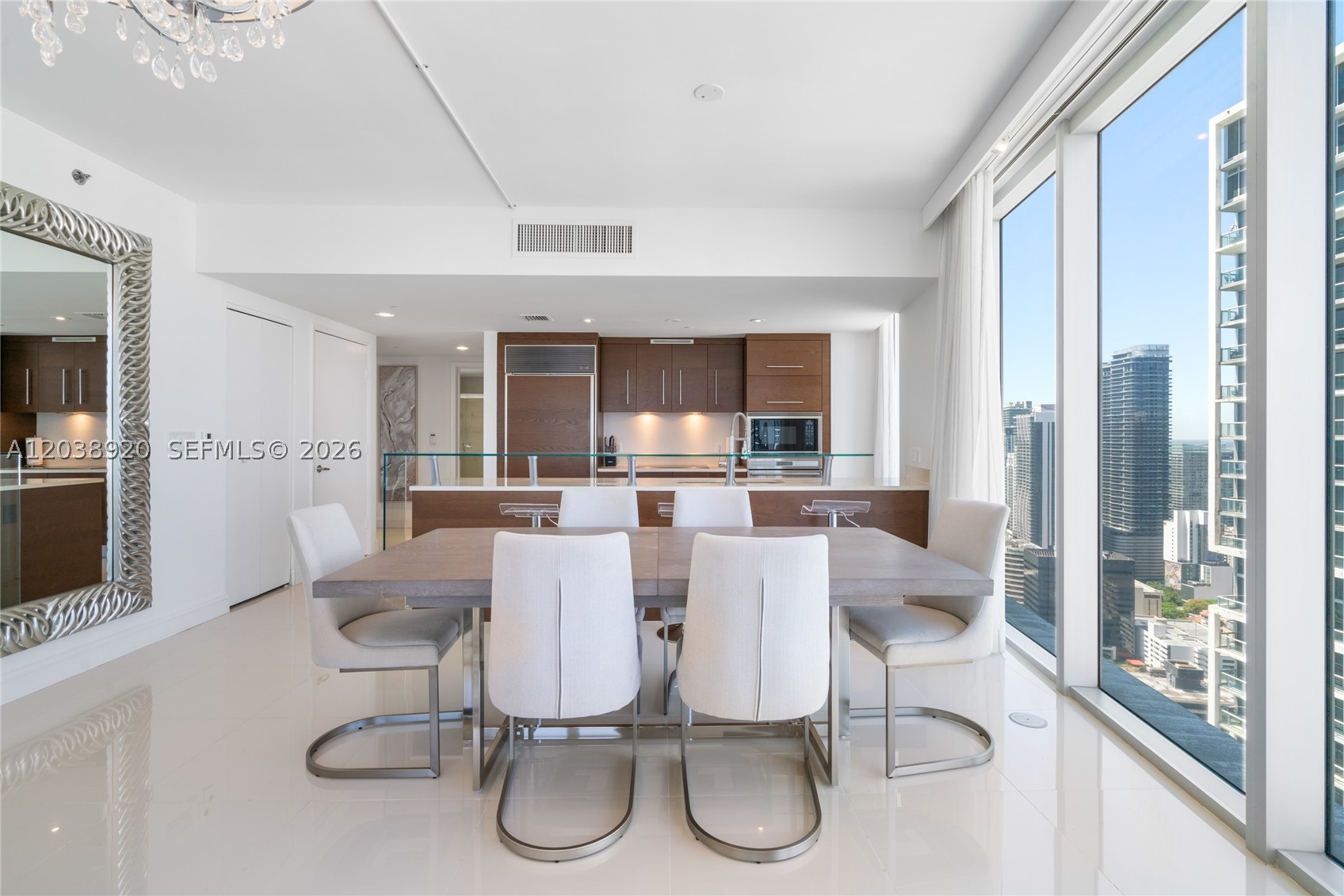 475 Brickell Ave #4315, Miami FL 33131