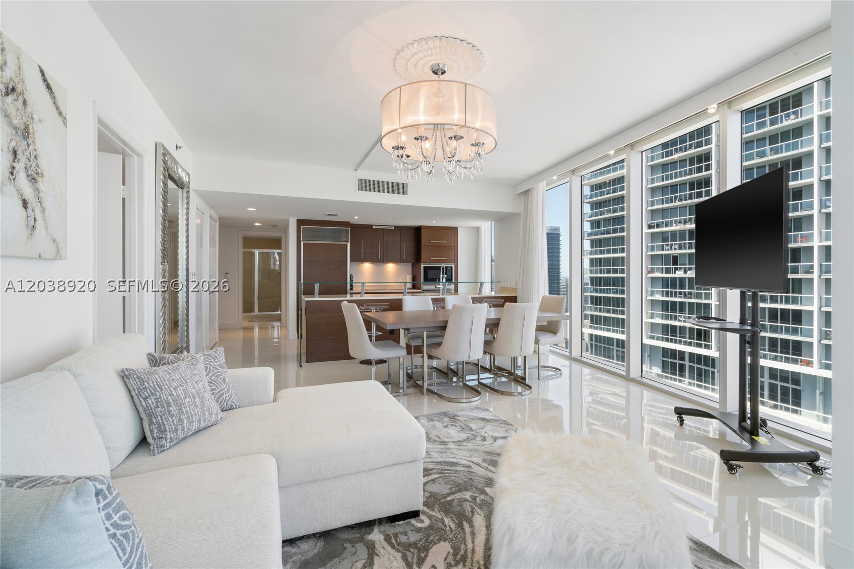 475 Brickell Ave #4315, Miami FL 33131