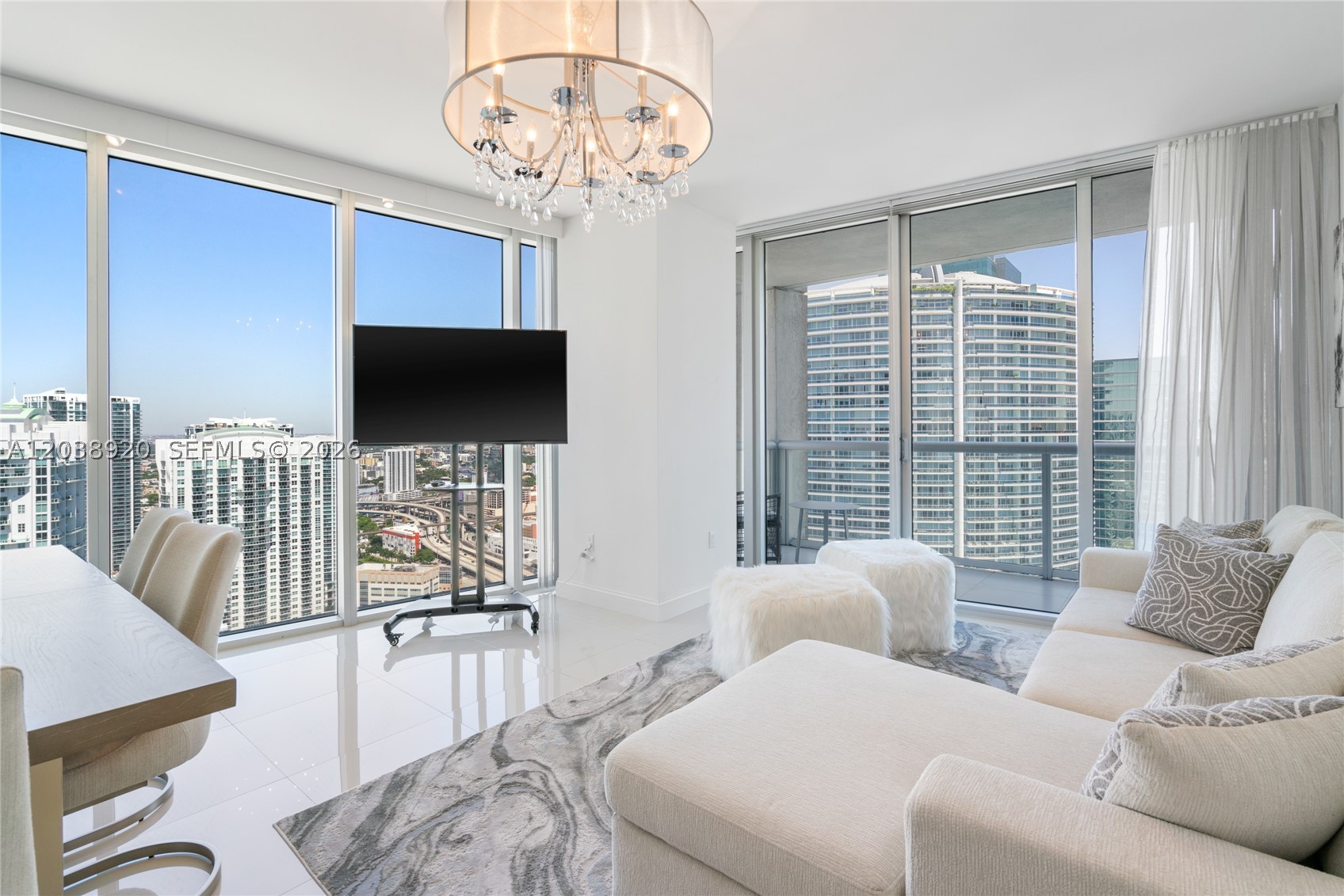 475 Brickell Ave #4315, Miami FL 33131