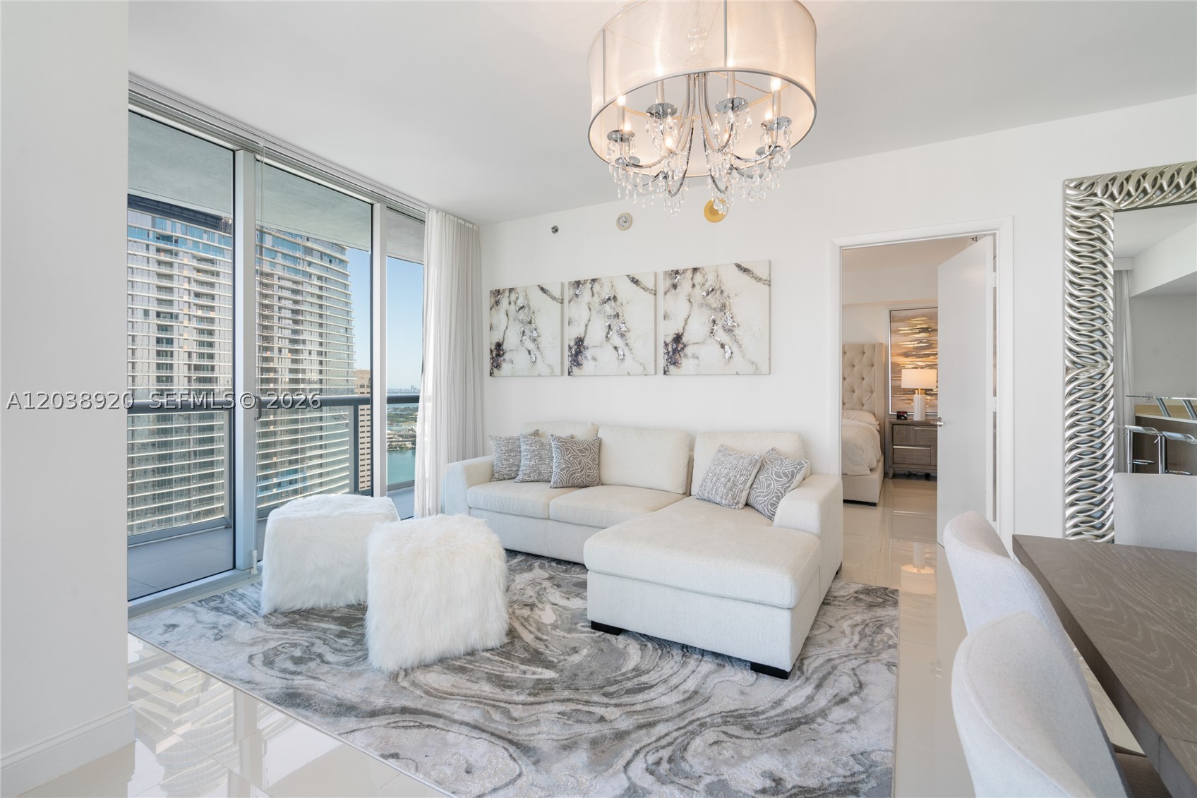 475 Brickell Ave #4315, Miami FL 33131