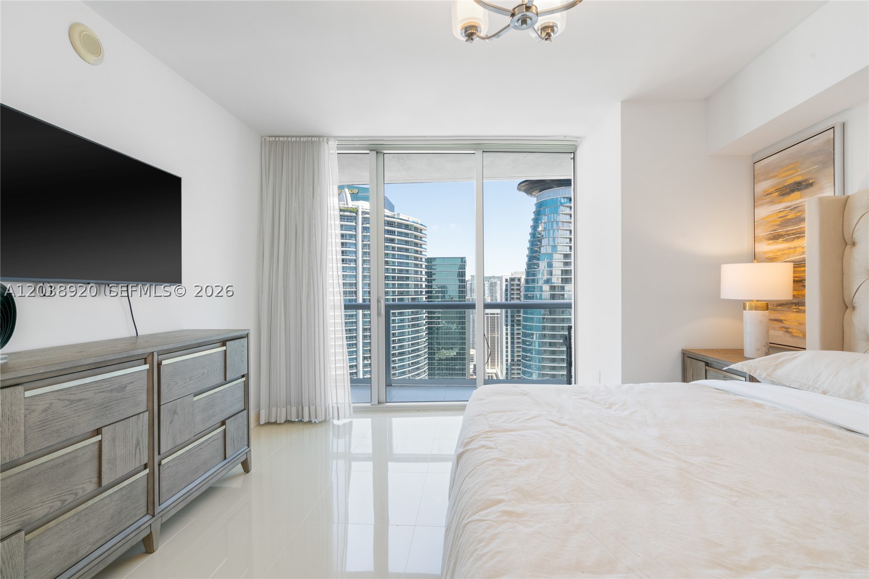 475 Brickell Ave #4315, Miami FL 33131