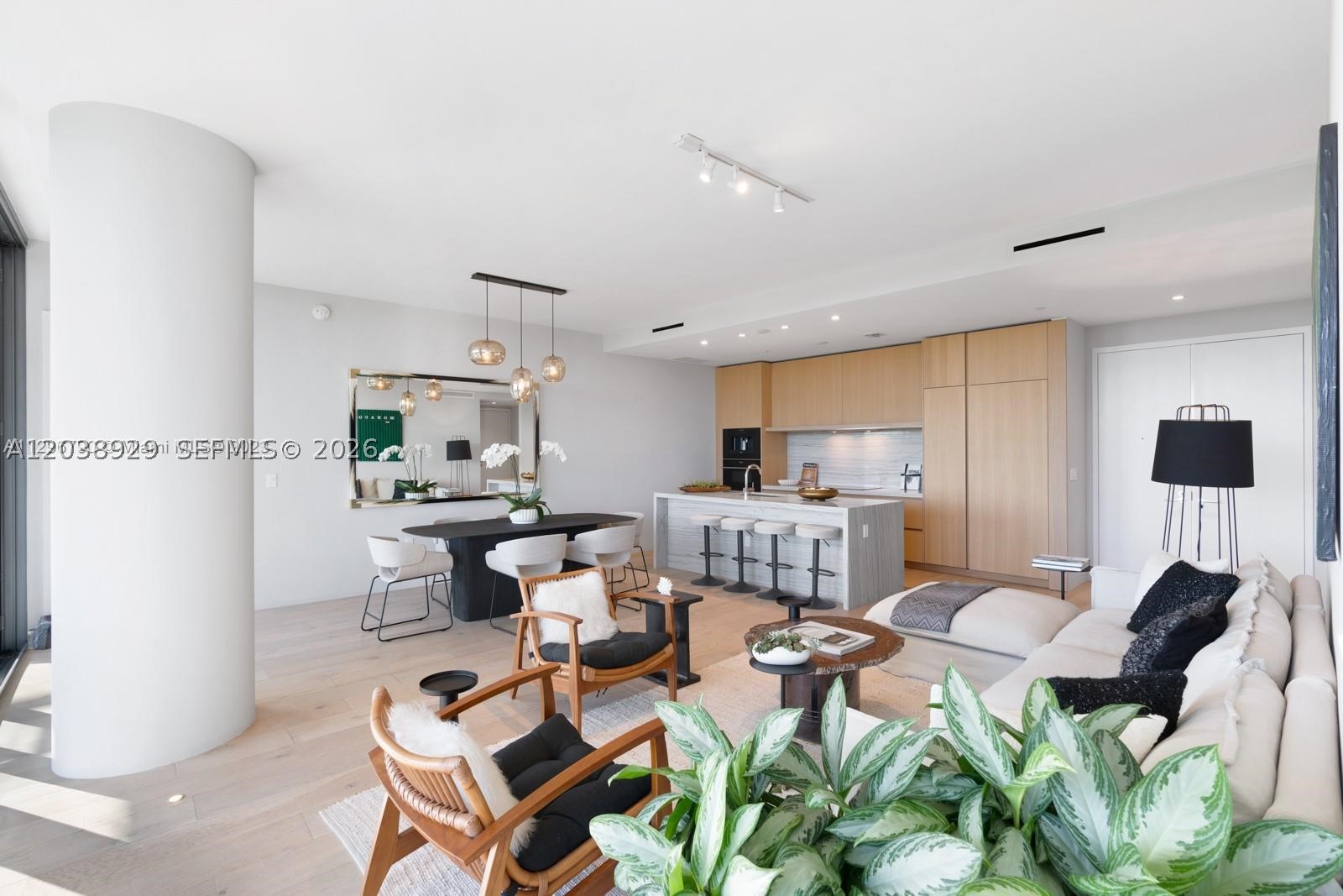 8701 Collins Ave #404, Miami Beach FL 33154