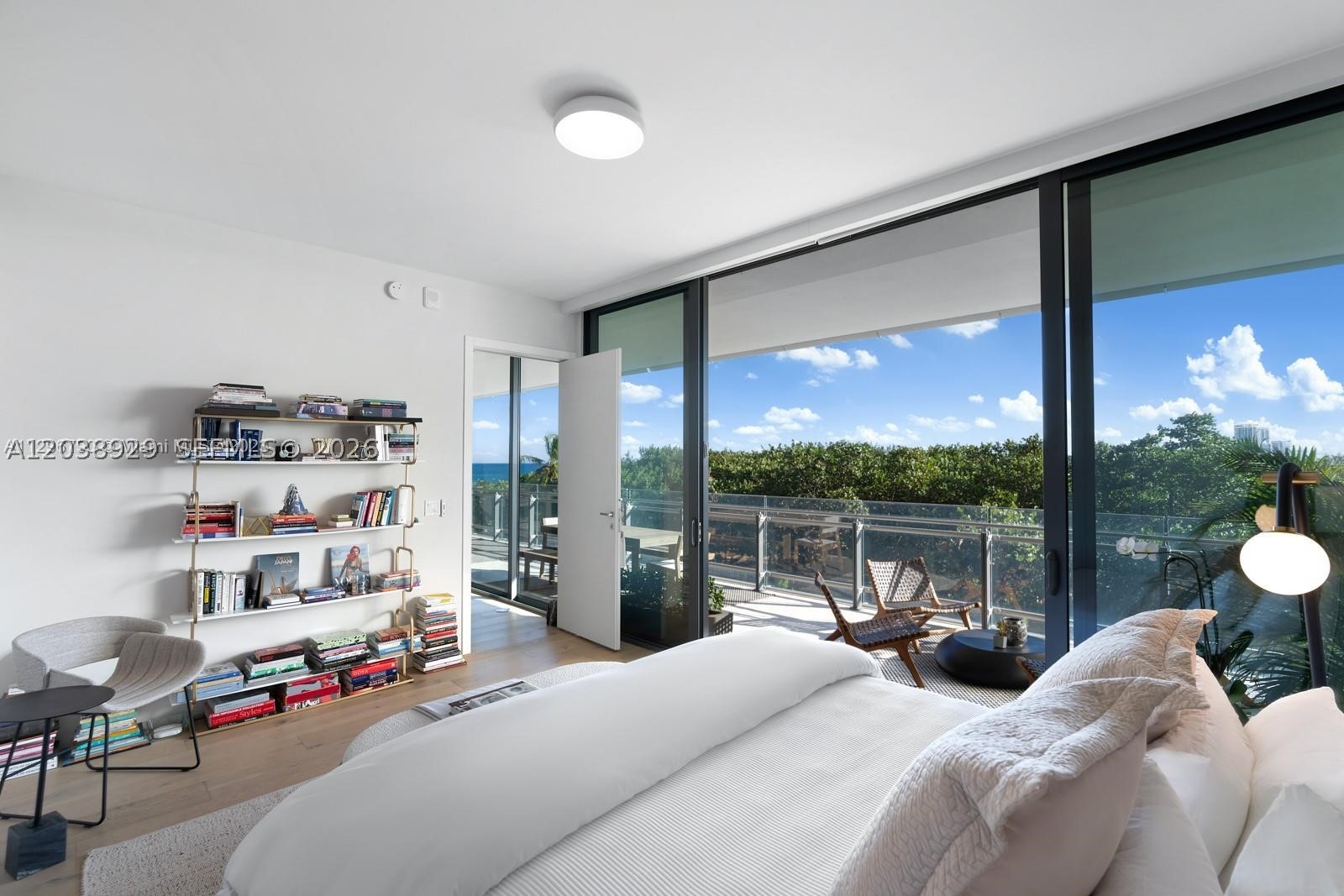8701 Collins Ave #404, Miami Beach FL 33154