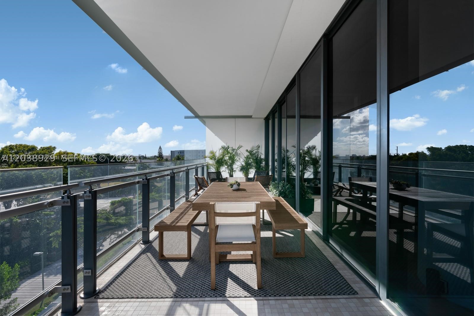 8701 Collins Ave #404, Miami Beach FL 33154