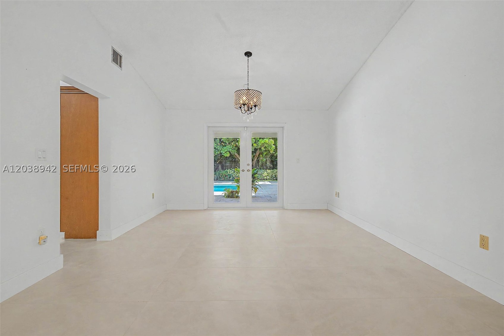 8021 SW 162nd St, Palmetto Bay FL 33157