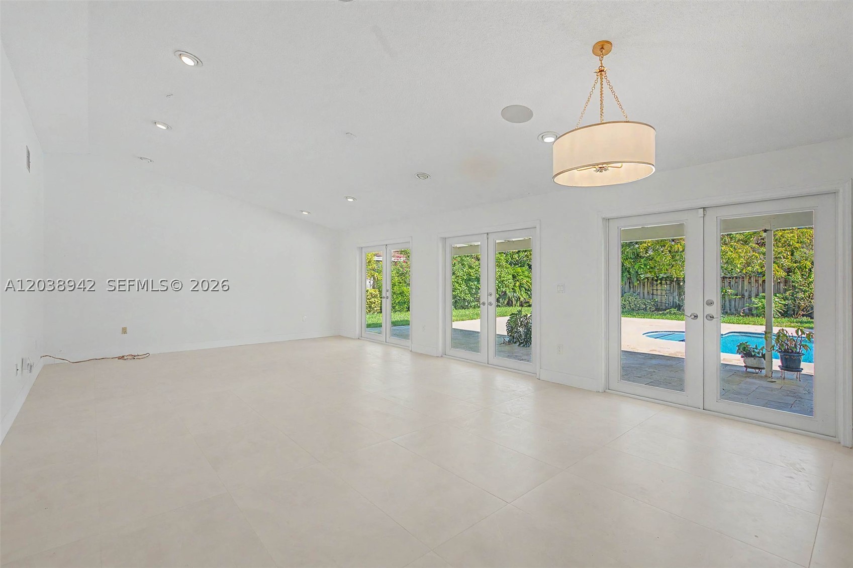 8021 SW 162nd St, Palmetto Bay FL 33157