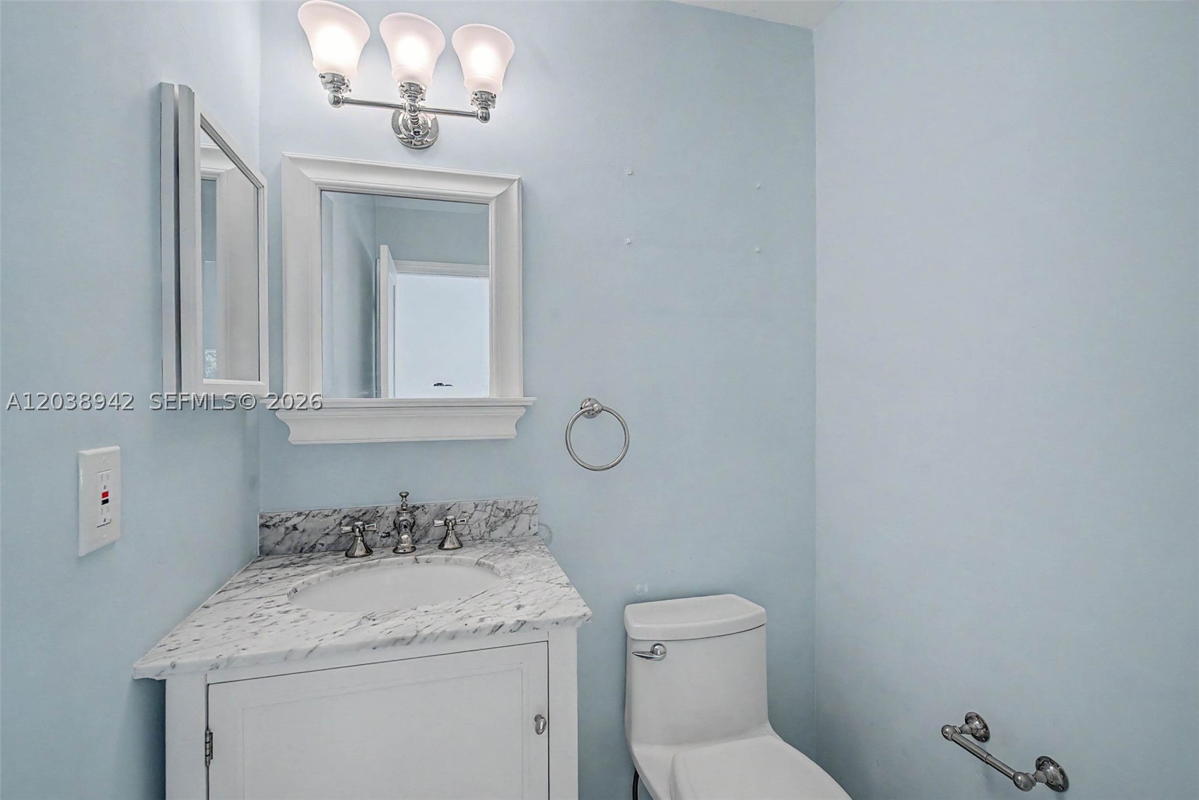 8021 SW 162nd St, Palmetto Bay FL 33157