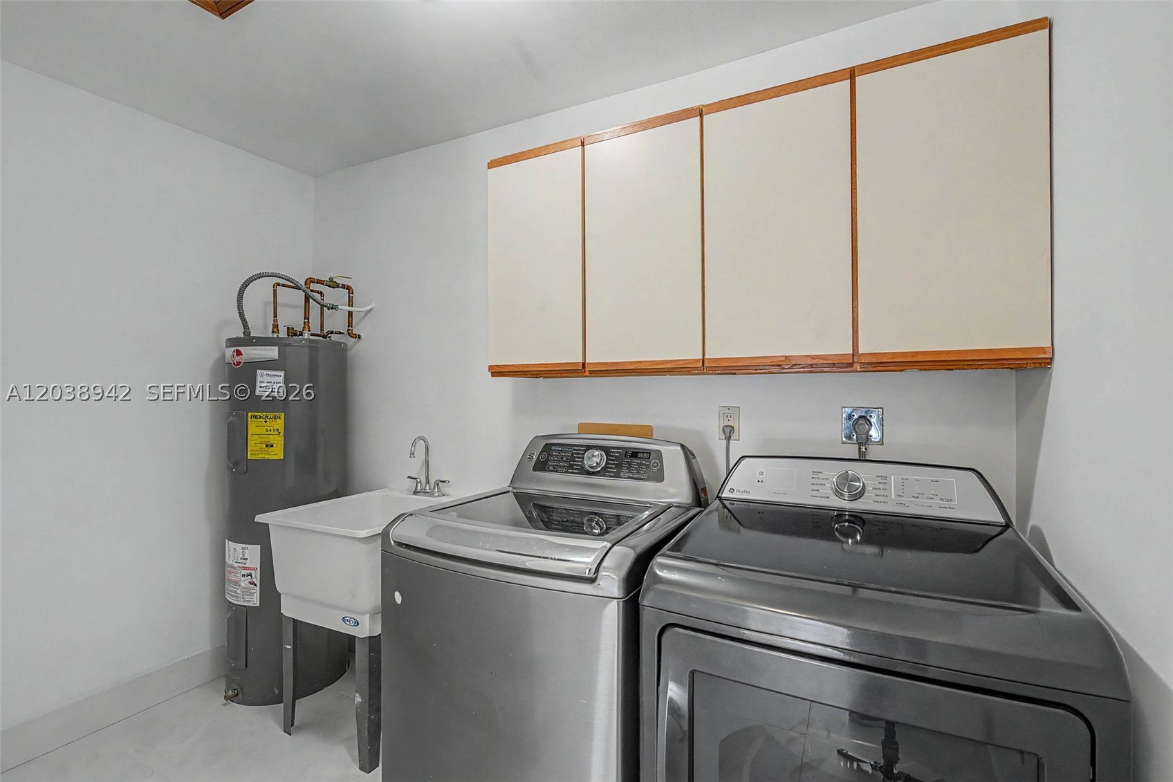 8021 SW 162nd St, Palmetto Bay FL 33157