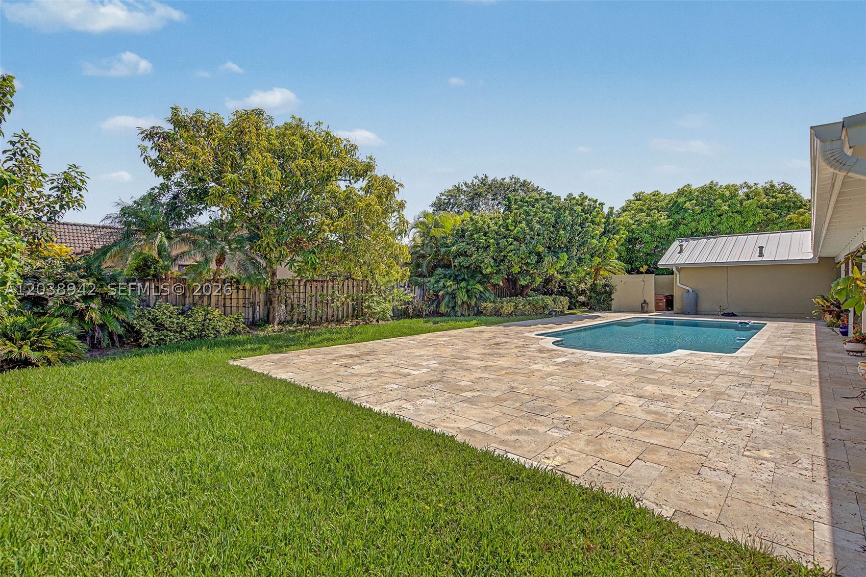 8021 SW 162nd St, Palmetto Bay FL 33157