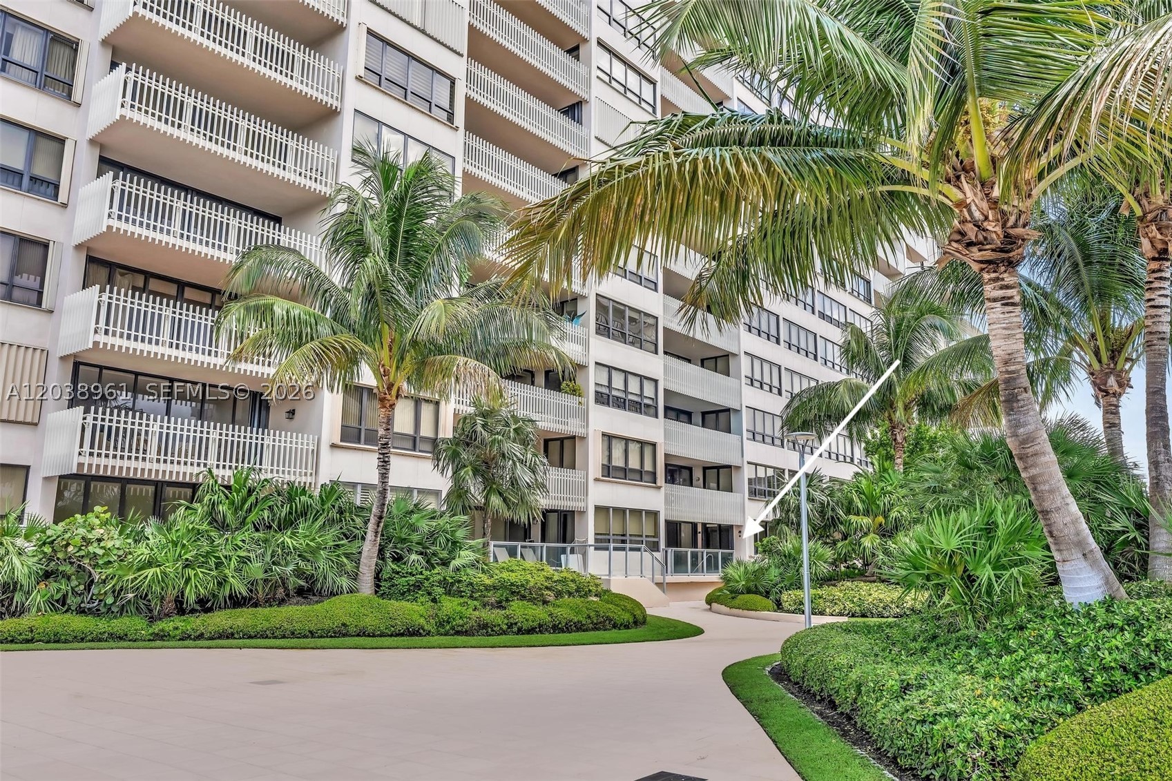 2 Grove Isle Dr #B205, Miami FL 33133