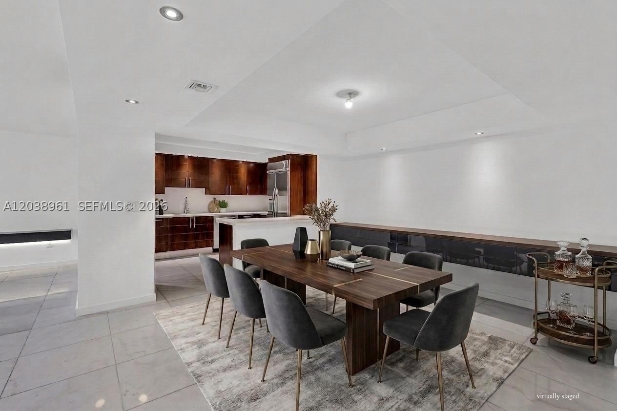 2 Grove Isle Dr #B205, Miami FL 33133
