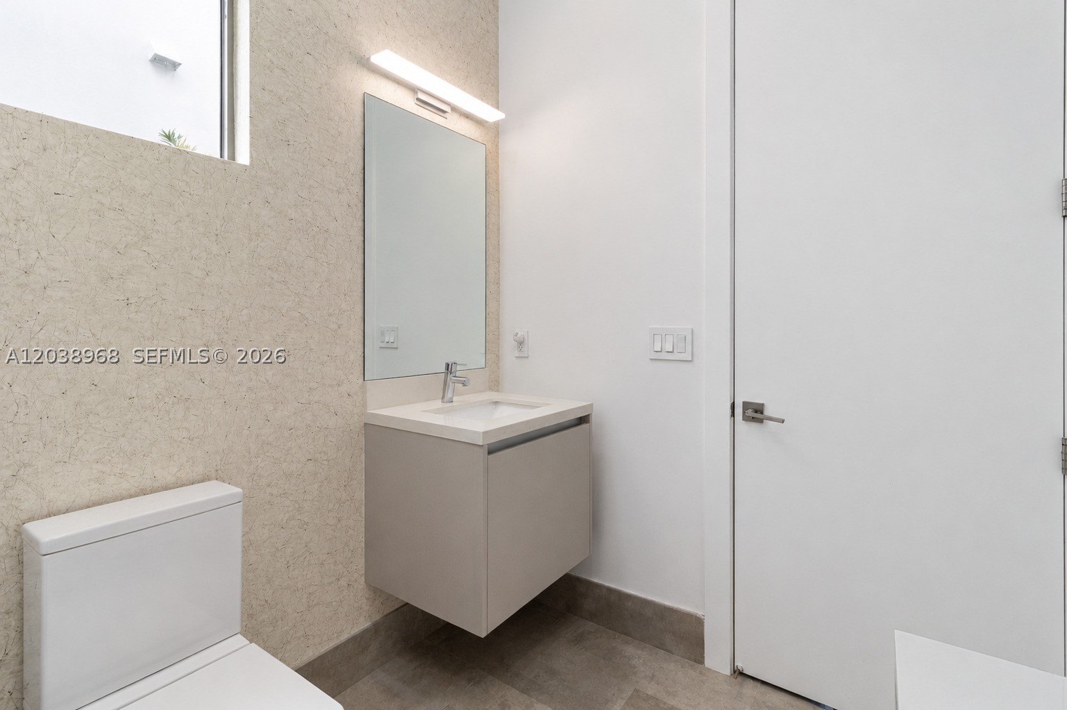 10261 NW 74th Ter, Doral FL 33178