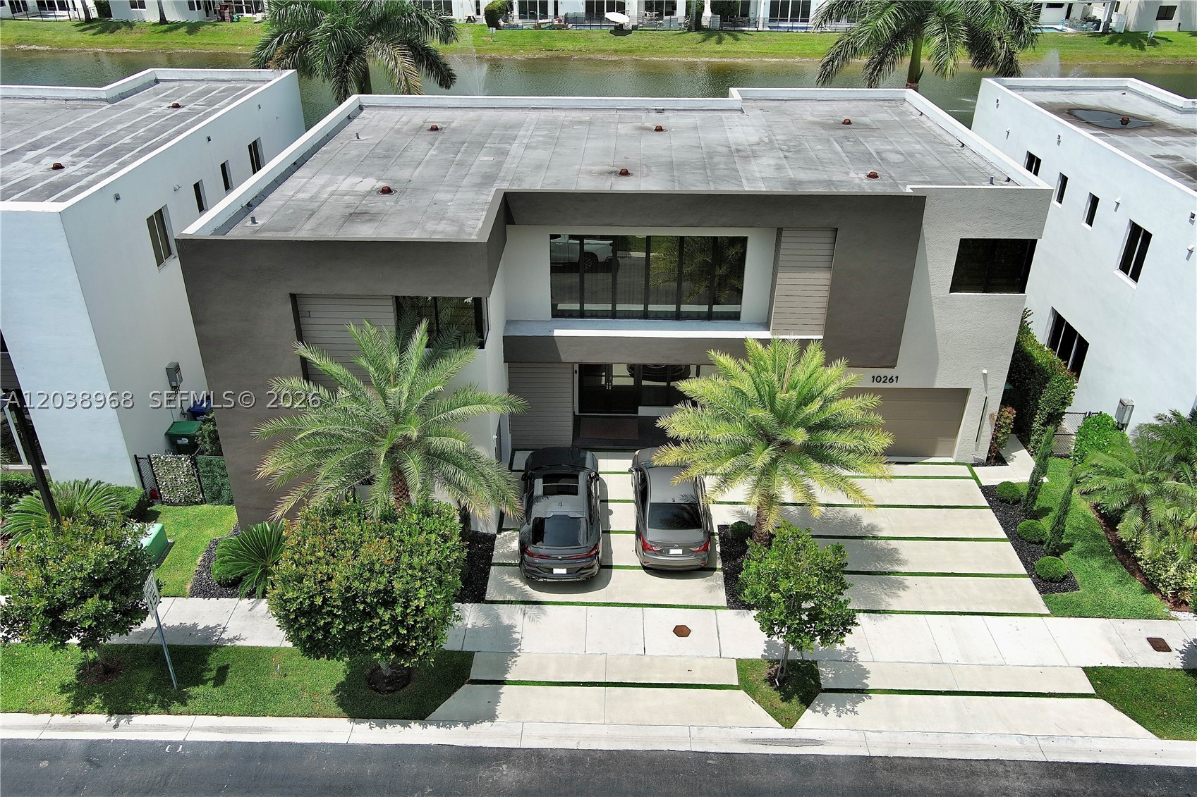 10261 NW 74th Ter, Doral FL 33178