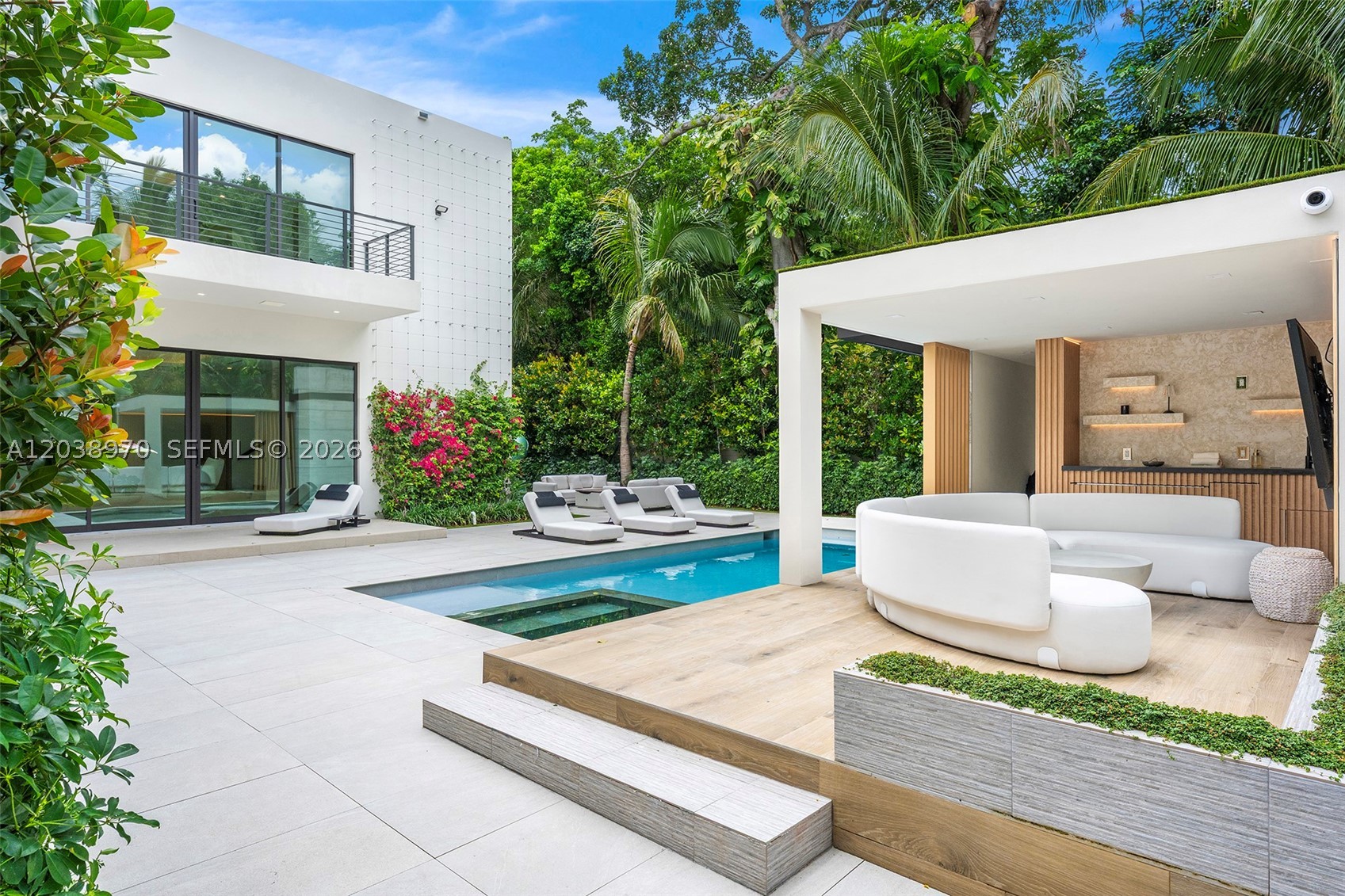 4115 Park Ave, Miami FL 33133