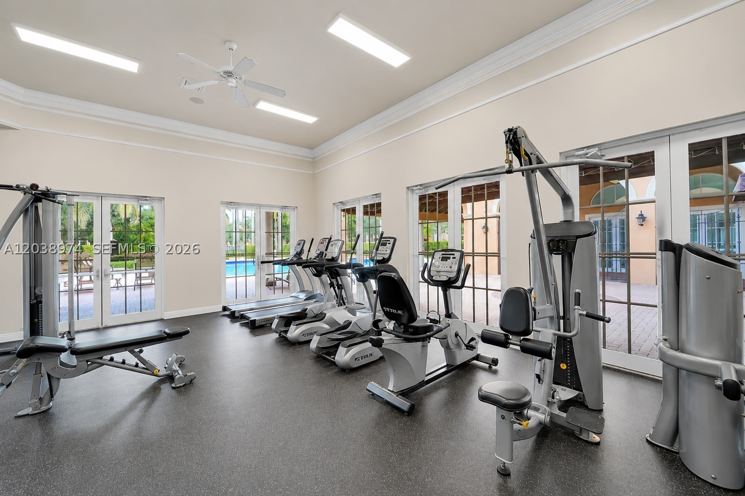 966 SW 147th Ave #2604, Pembroke Pines FL 33027