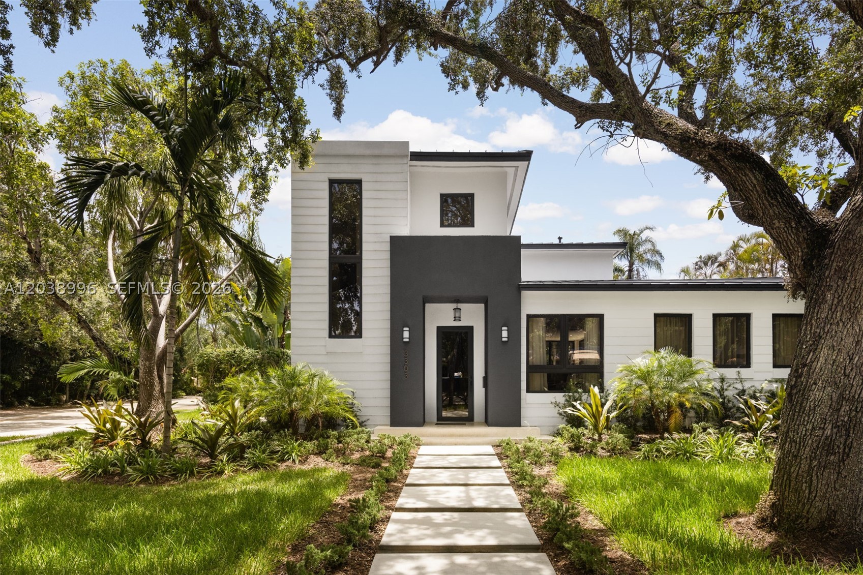 3303 Halissee St, Coconut Grove FL 33133