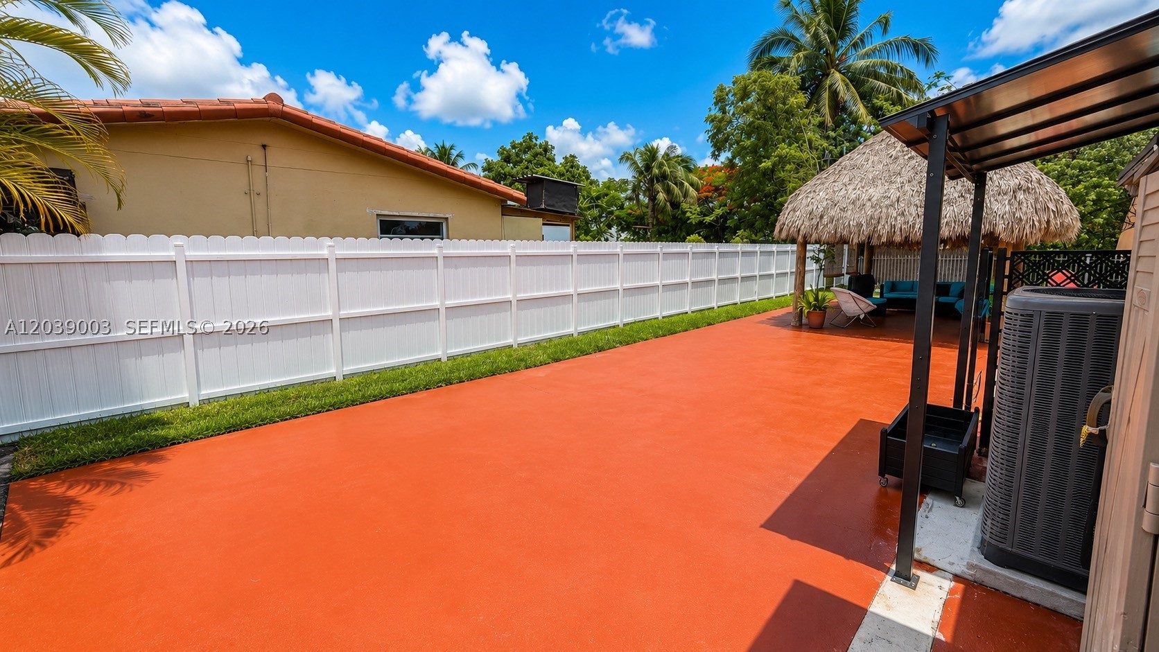 9101 SW 16th St, Miami FL 33165