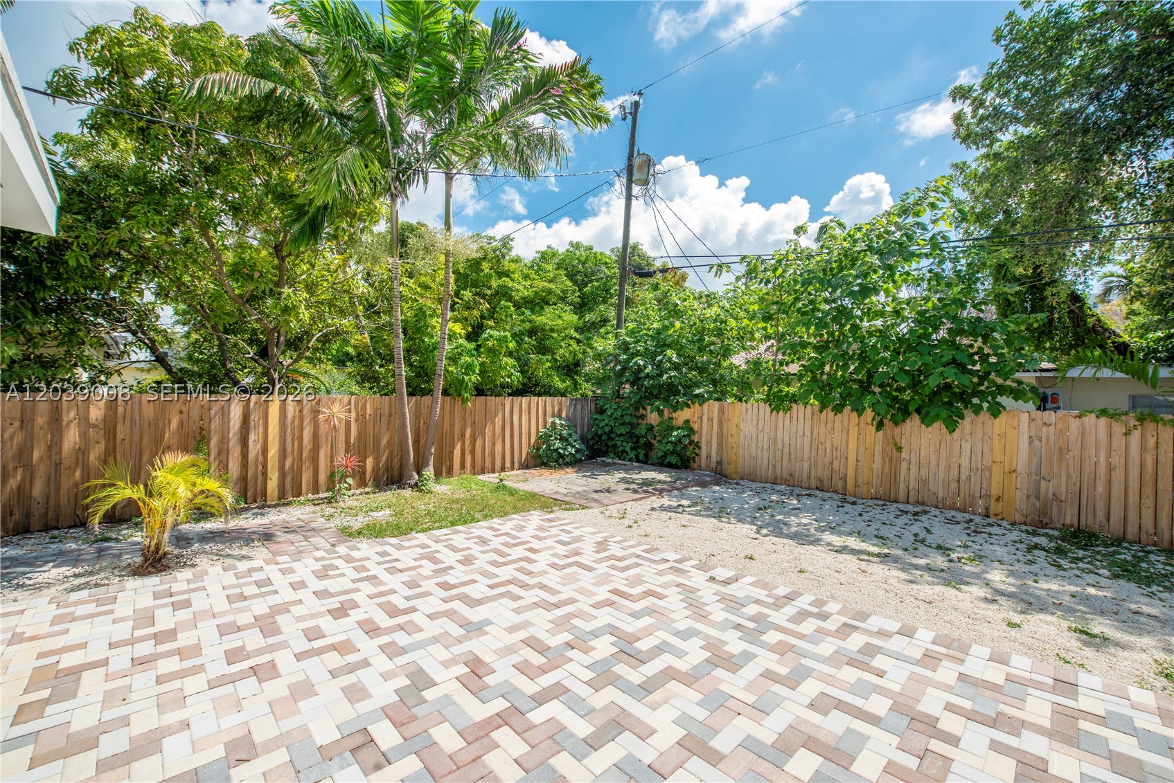 2721 SW 29th Ct, Miami FL 33133