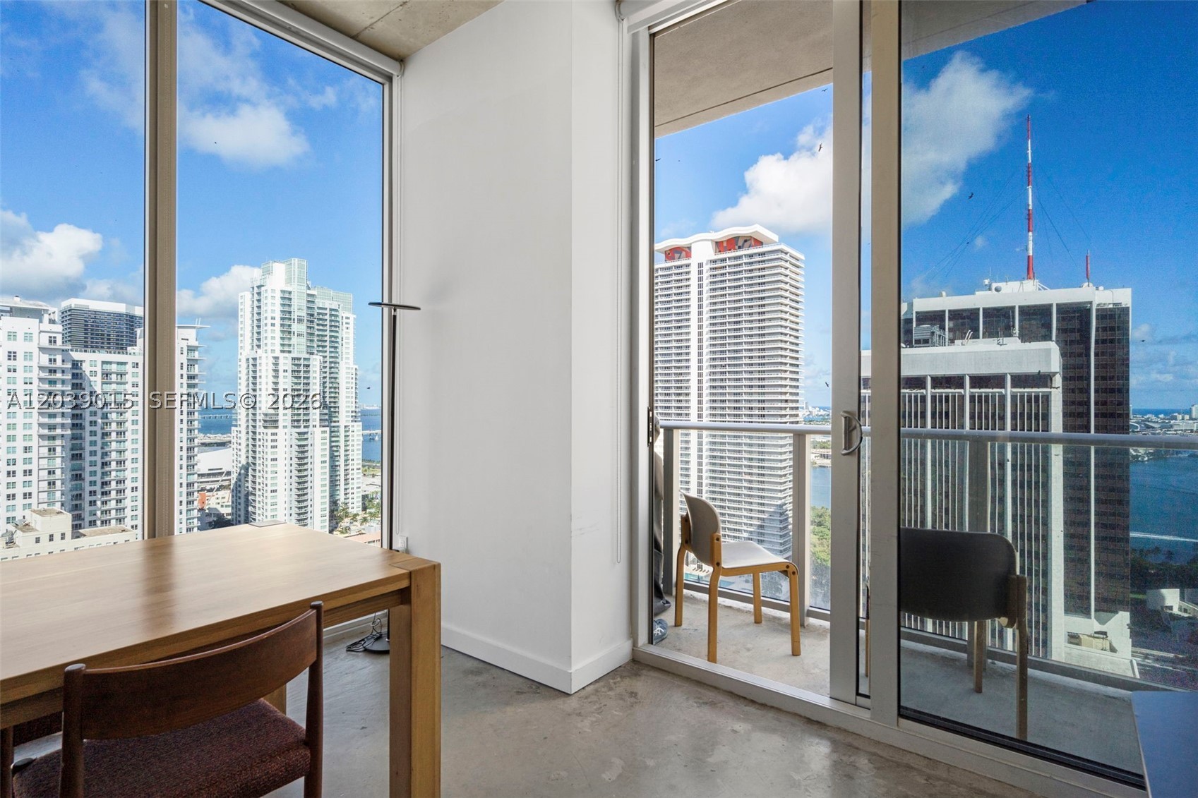 151 SE 1st St #3102, Miami FL 33131