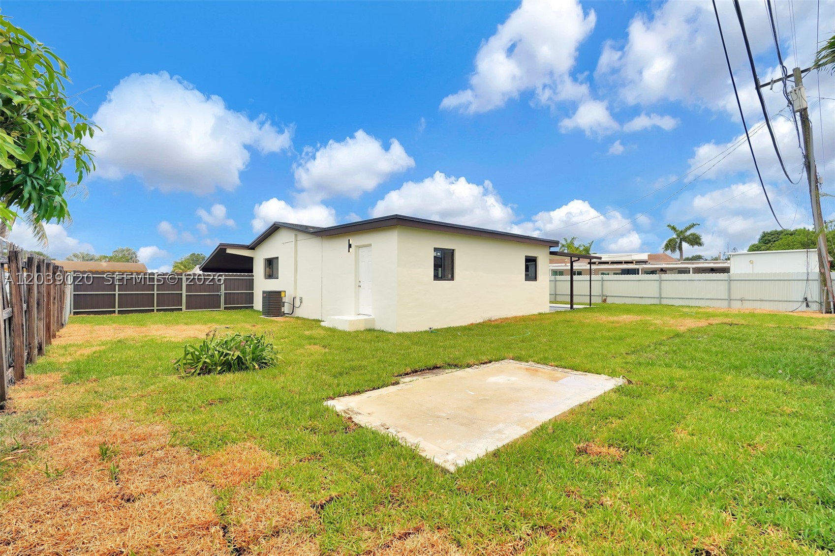 18510 NW 42nd Pl, Miami Gardens FL 33055